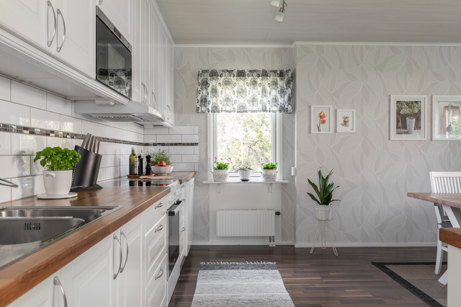 Bostadsbild från Falkvägen 2, Såld i Vega, Västerås