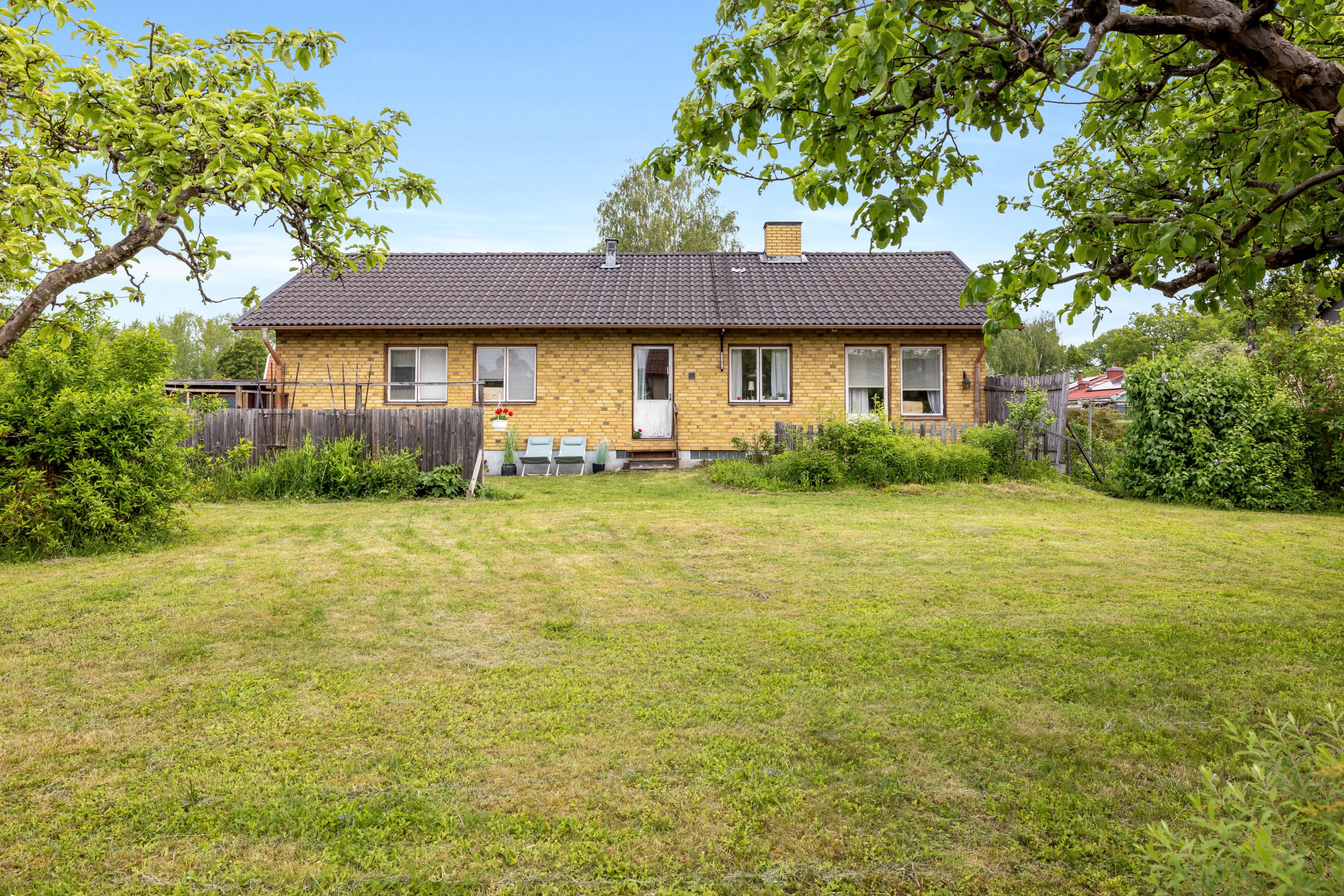 Bostadsbild från Holmvägen 25B, Såld i Sunnersta, Uppsala