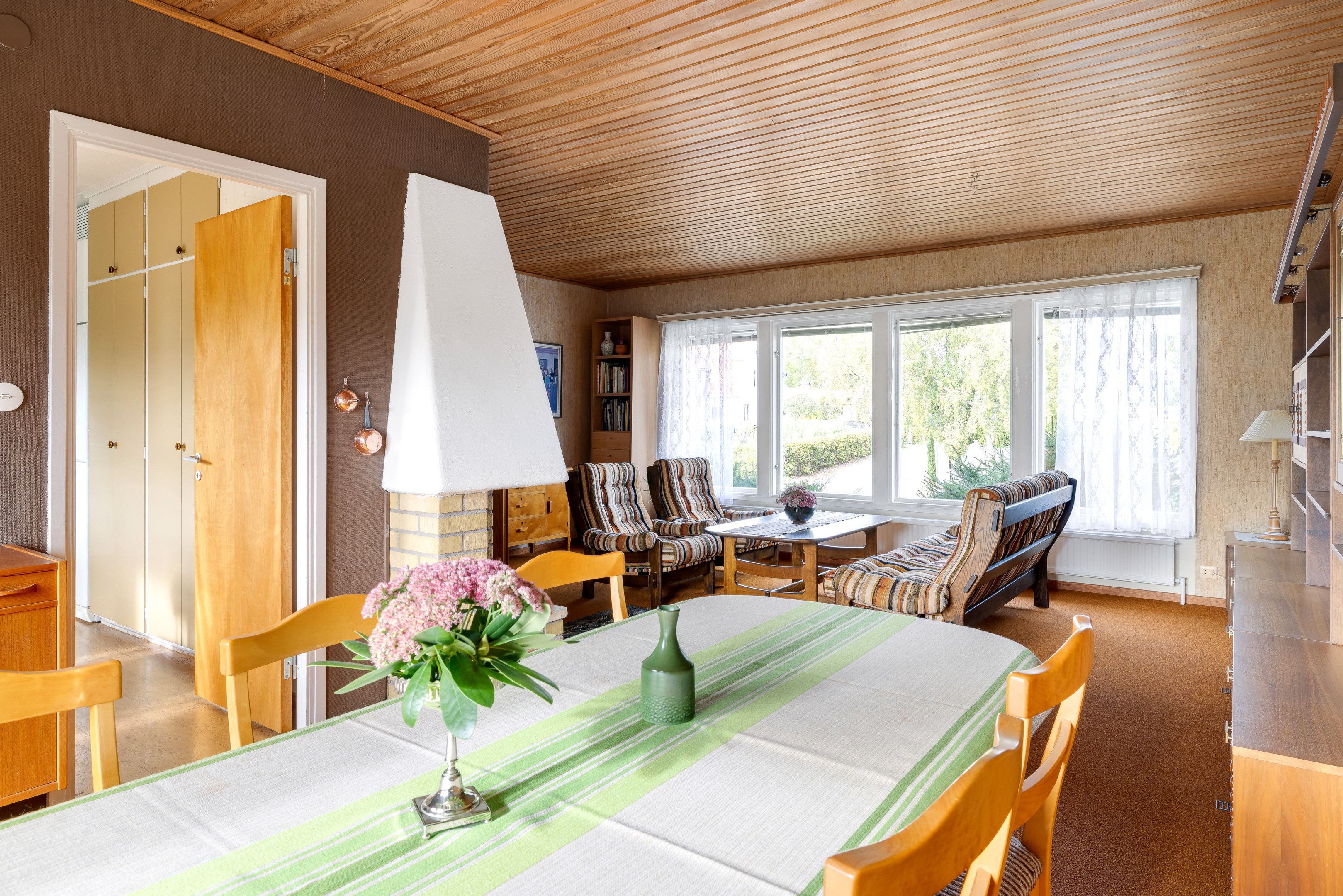 Bostadsbild från Holmvägen 25B, Såld i Sunnersta, Uppsala