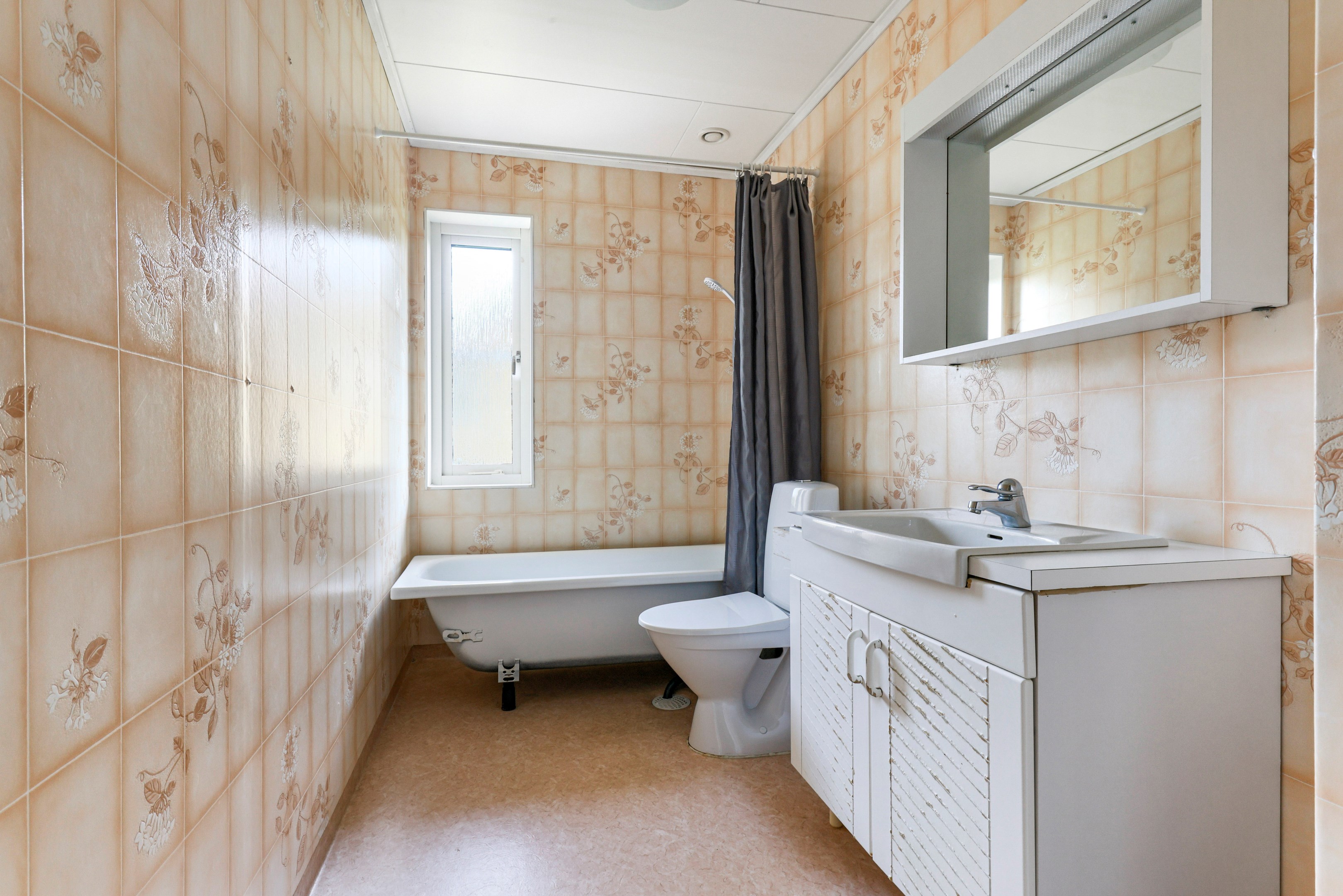 Bostadsbild från Tjädergatan 3, Såld i Östhammar, Östhammar