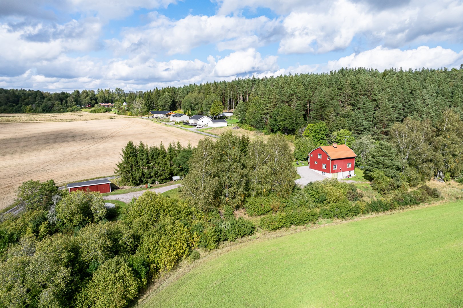 Bostadsbild från Hjälsta Bälsunda 21 & 22, Kommande i Örsundsbro, Enköping