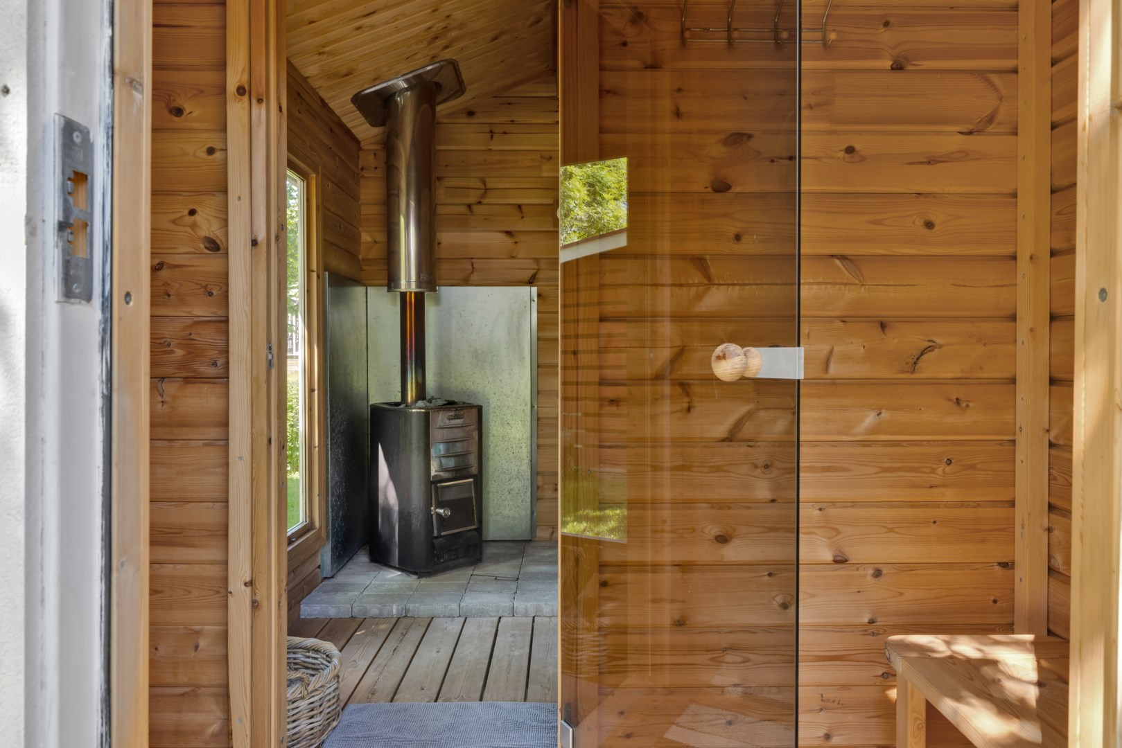 Bostadsbild från Vreta strandväg 50, Såld i Vreta, Uppsala