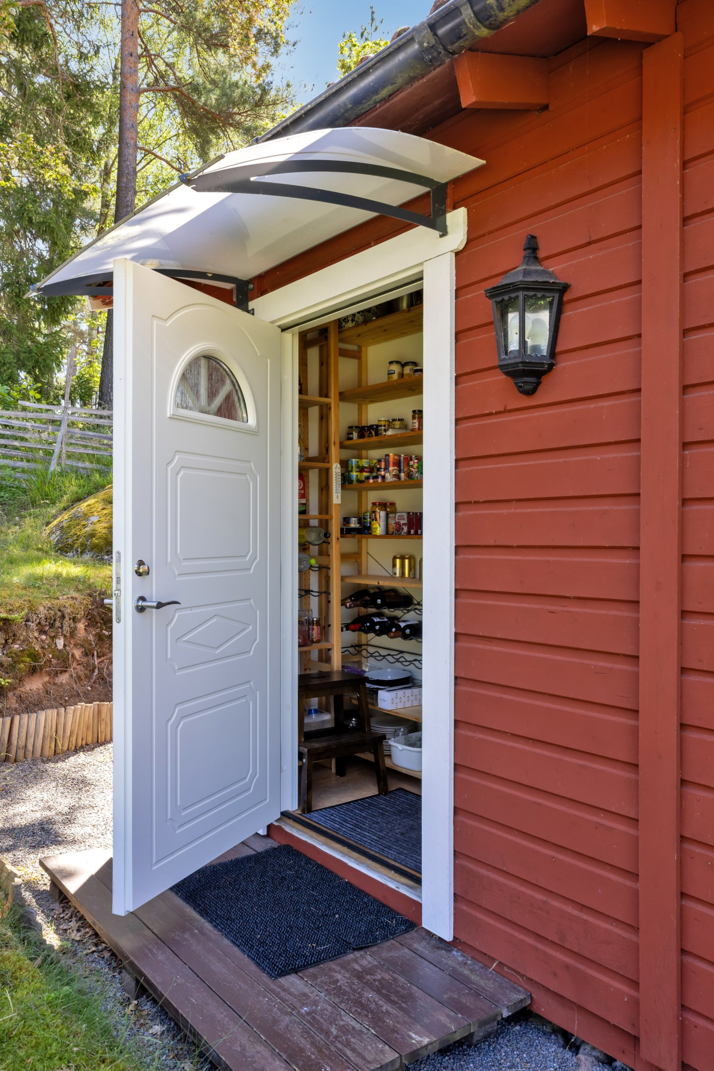 Bostadsbild från Vreta strandväg 50, Såld i Vreta, Uppsala