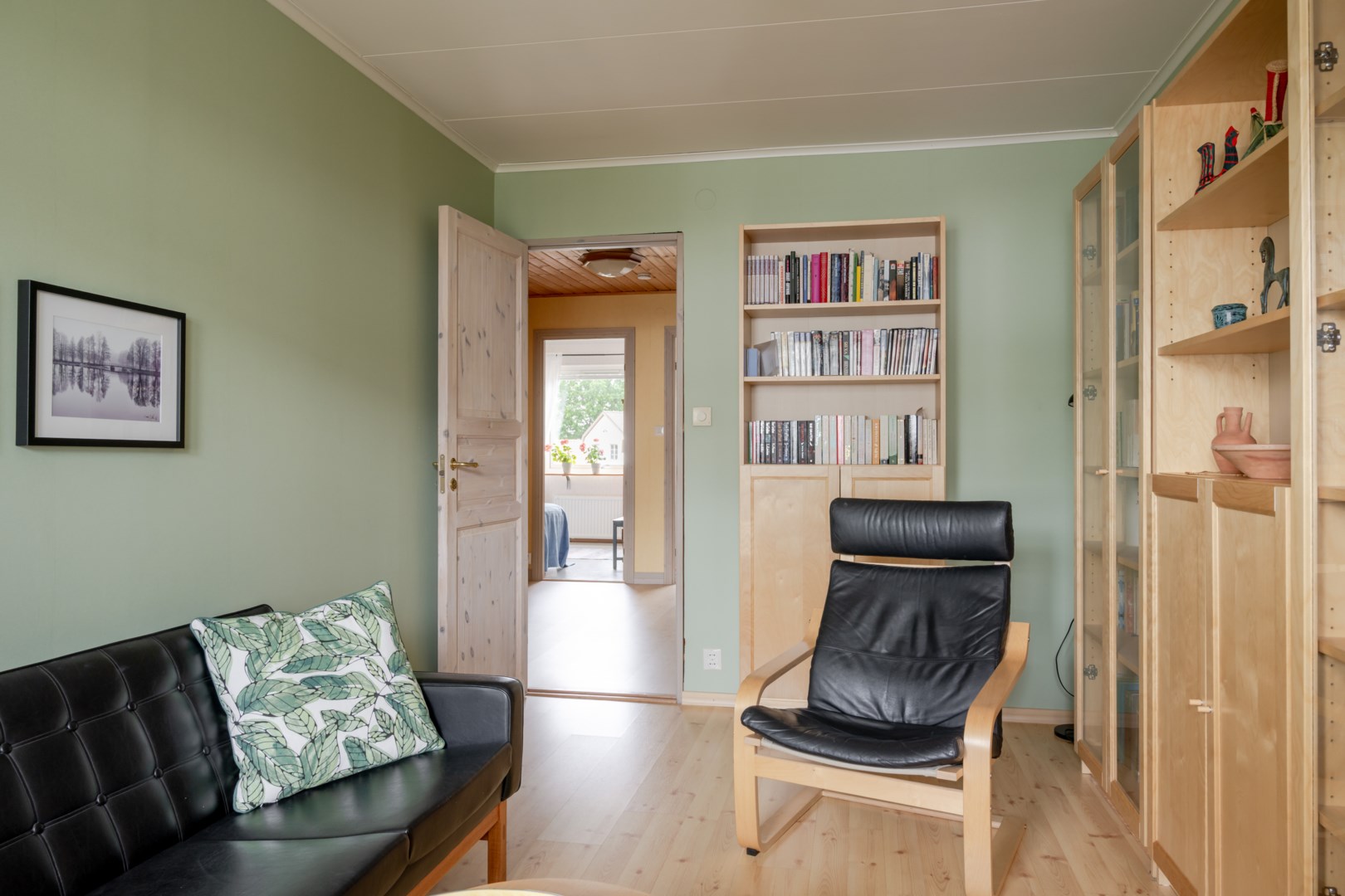 Bostadsbild från Ryavägen 26, Såld i Sollentuna - Töjnan, Sollentuna