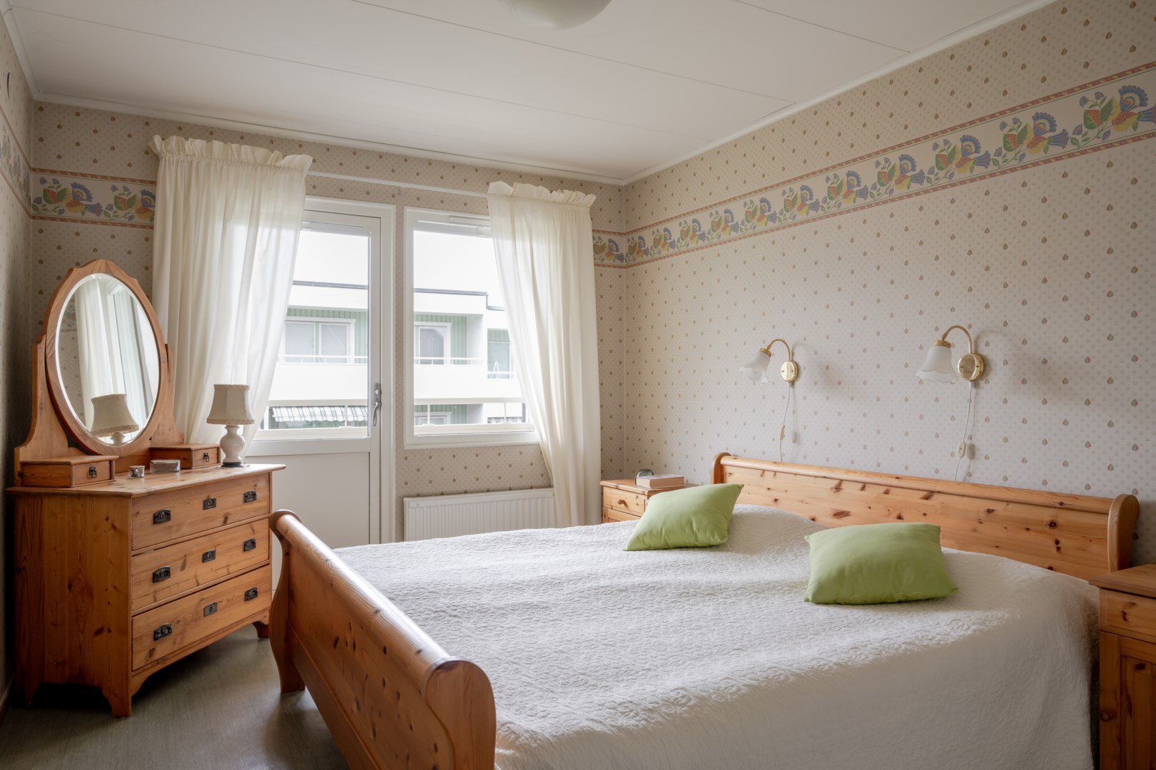 Bostadsbild från Ryavägen 26, Såld i Sollentuna - Töjnan, Sollentuna