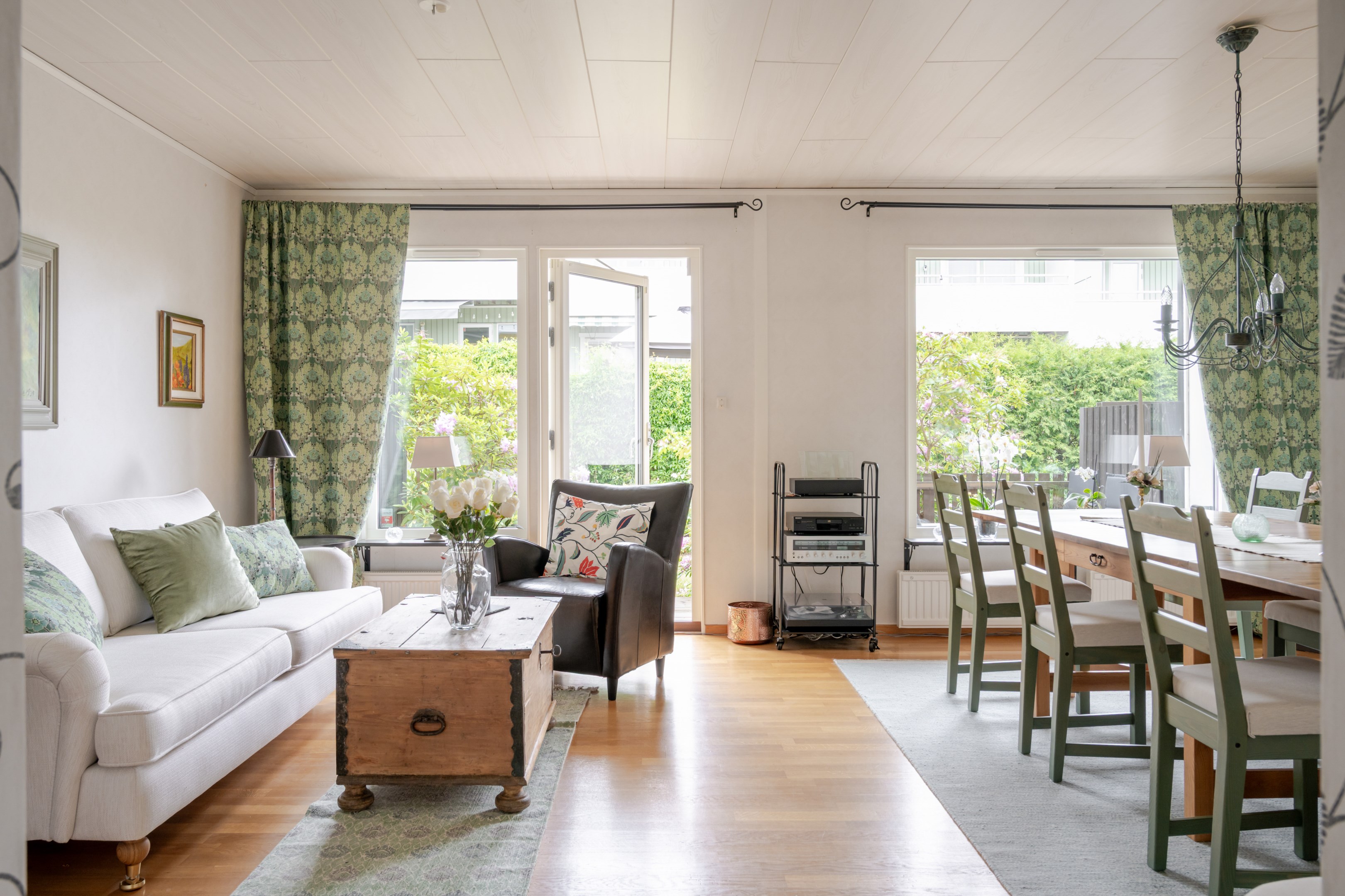 Bostadsbild från Ryavägen 26, Såld i Sollentuna - Töjnan, Sollentuna