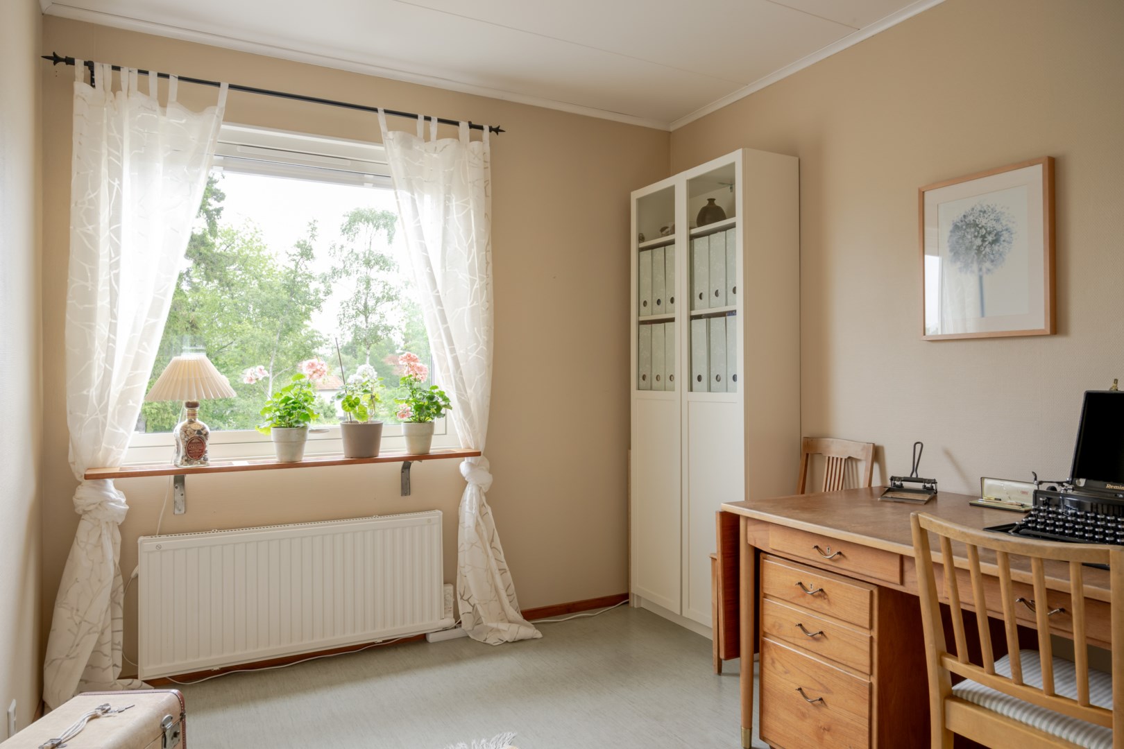 Bostadsbild från Ryavägen 26, Såld i Sollentuna - Töjnan, Sollentuna