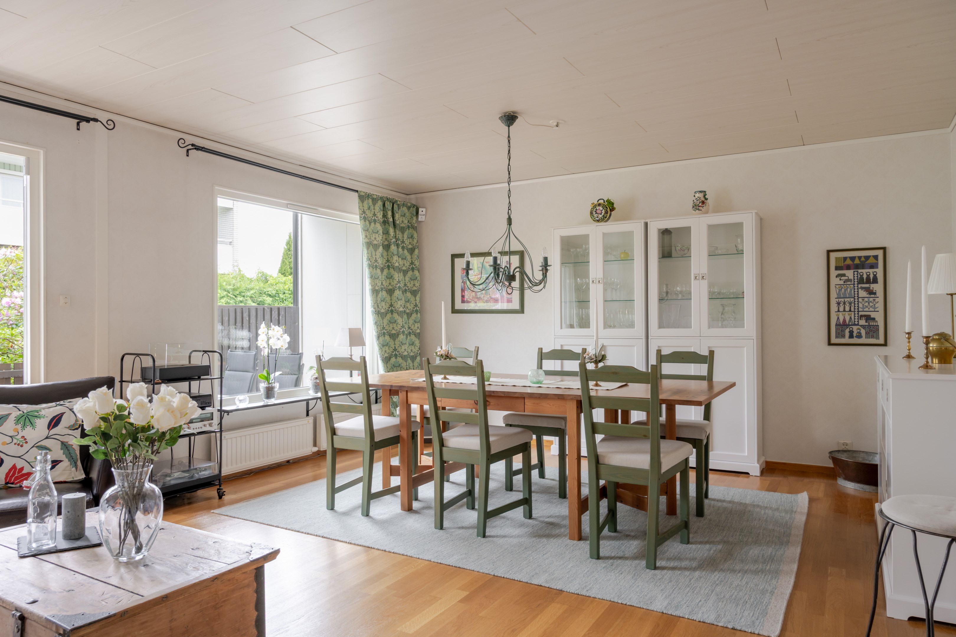 Bostadsbild från Ryavägen 26, Såld i Sollentuna - Töjnan, Sollentuna