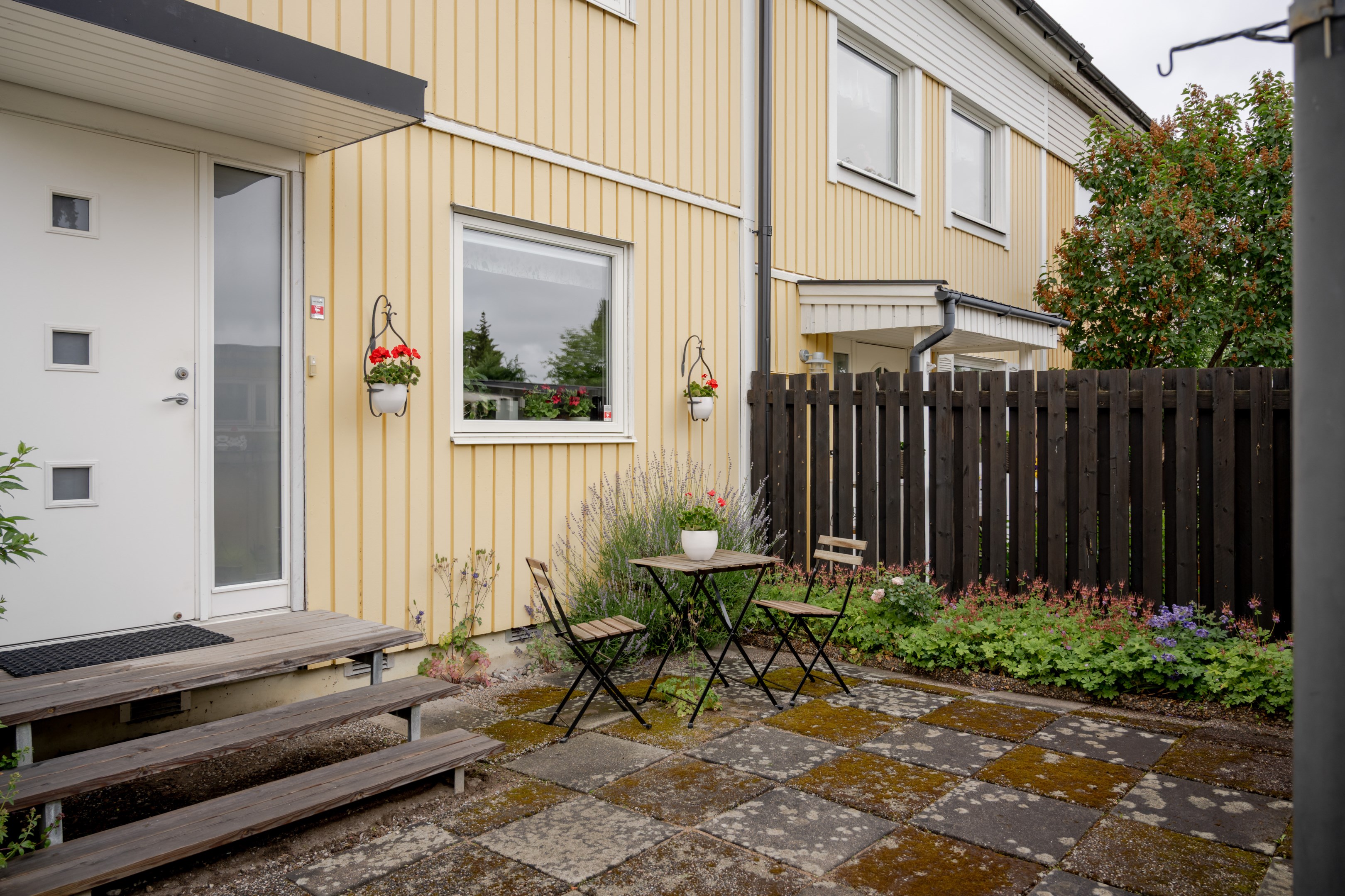 Bostadsbild från Ryavägen 26, Såld i Sollentuna - Töjnan, Sollentuna