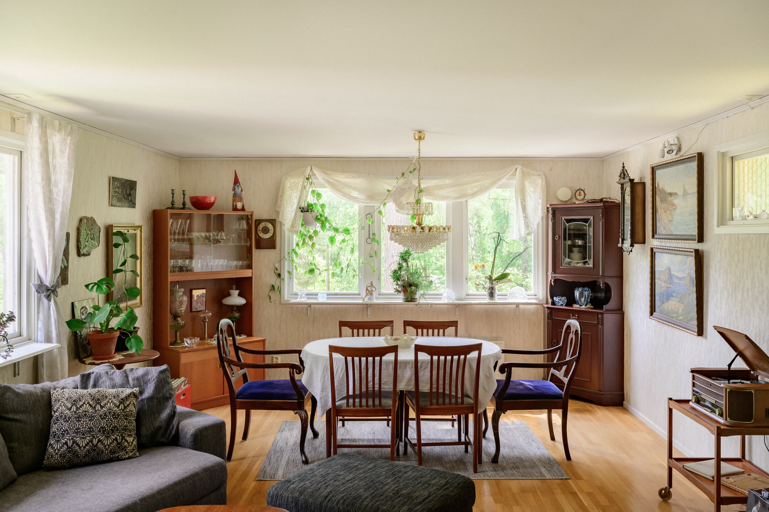 Bostadsbild från Risvägen 30, Såld i Vikingshill, Nacka