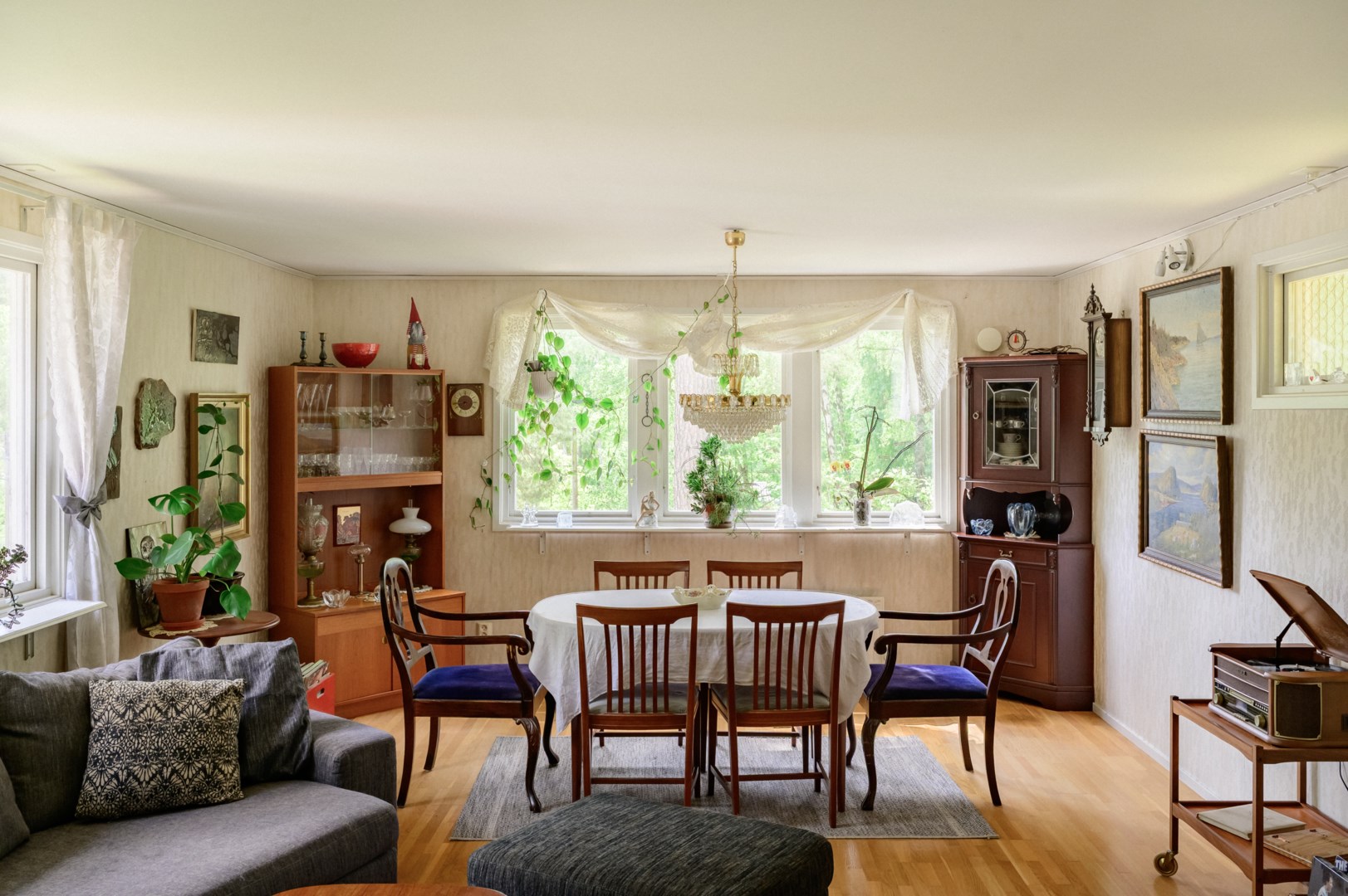 Bostadsbild från Risvägen 30, Såld i Vikingshill, Nacka