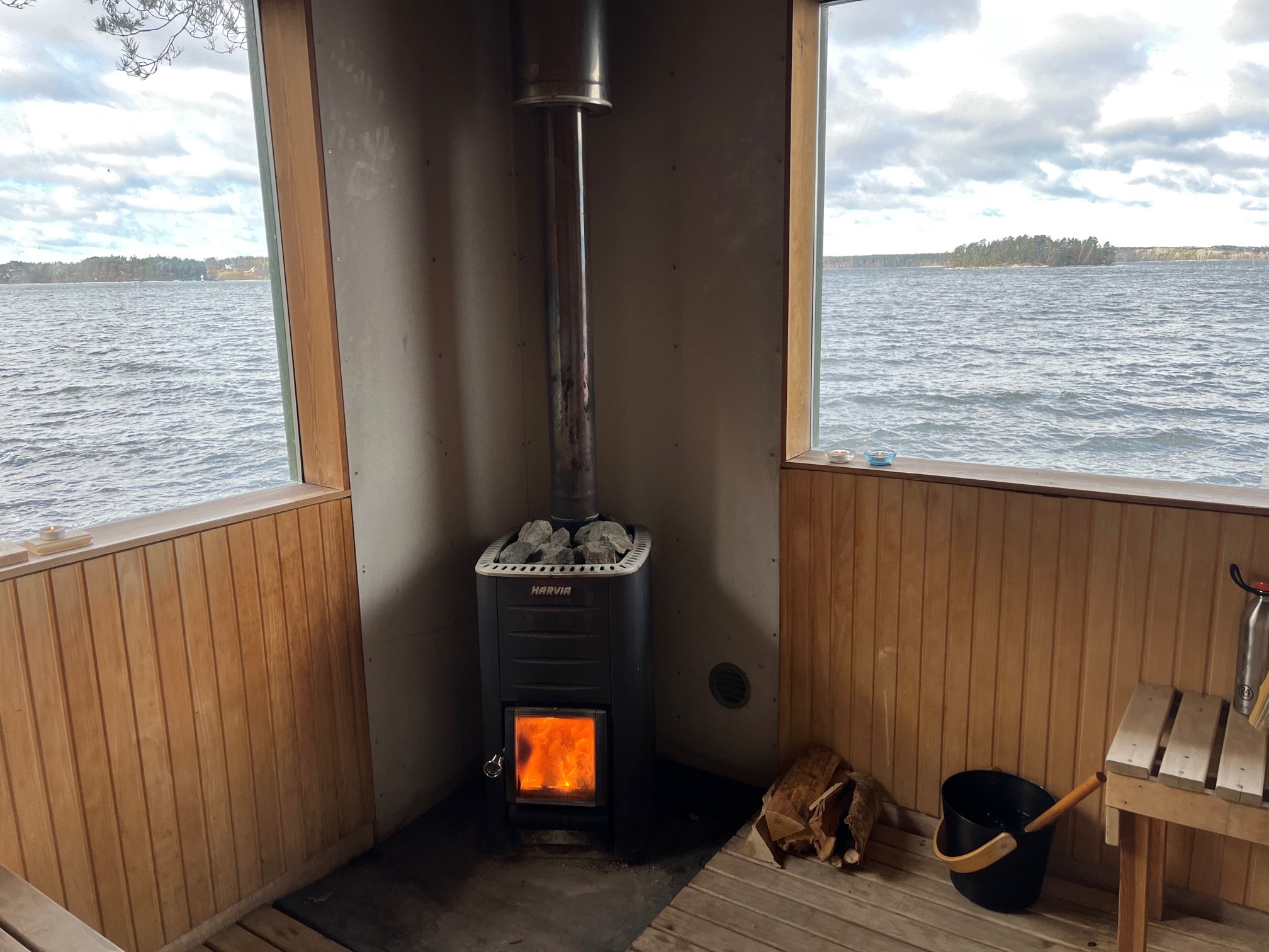 Bostadsbild från Risvägen 30, Såld i Vikingshill, Nacka