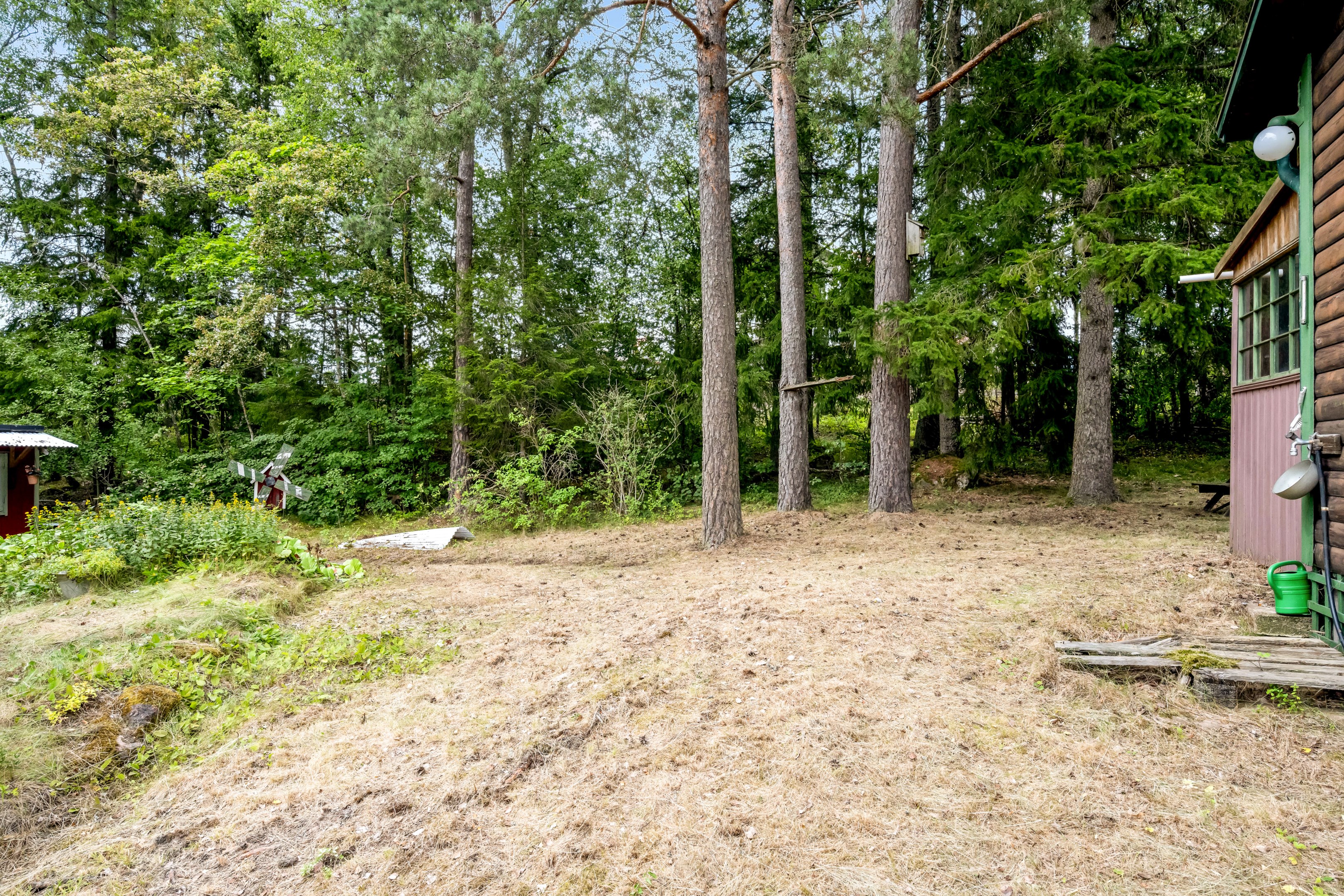 Bostadsbild från Ärnevilundsvägen 13, Till salu i Gunsta, Uppsala