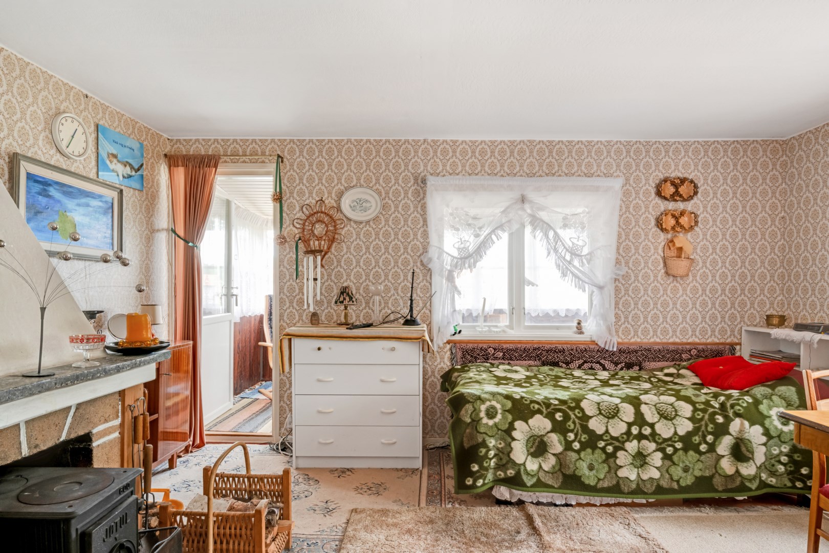 Bostadsbild från Ärnevilundsvägen 13, Till salu i Gunsta, Uppsala