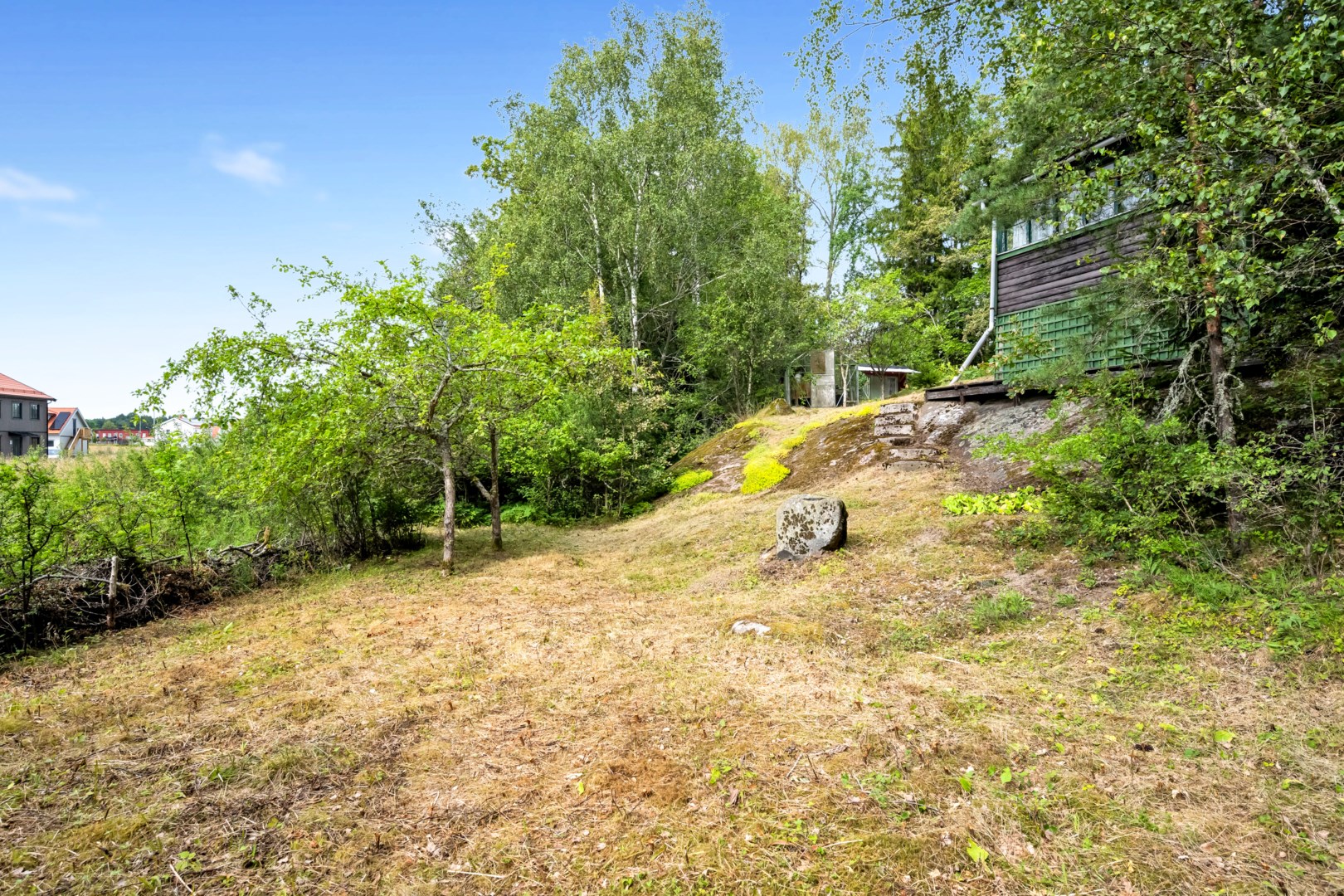 Bostadsbild från Ärnevilundsvägen 13, Till salu i Gunsta, Uppsala