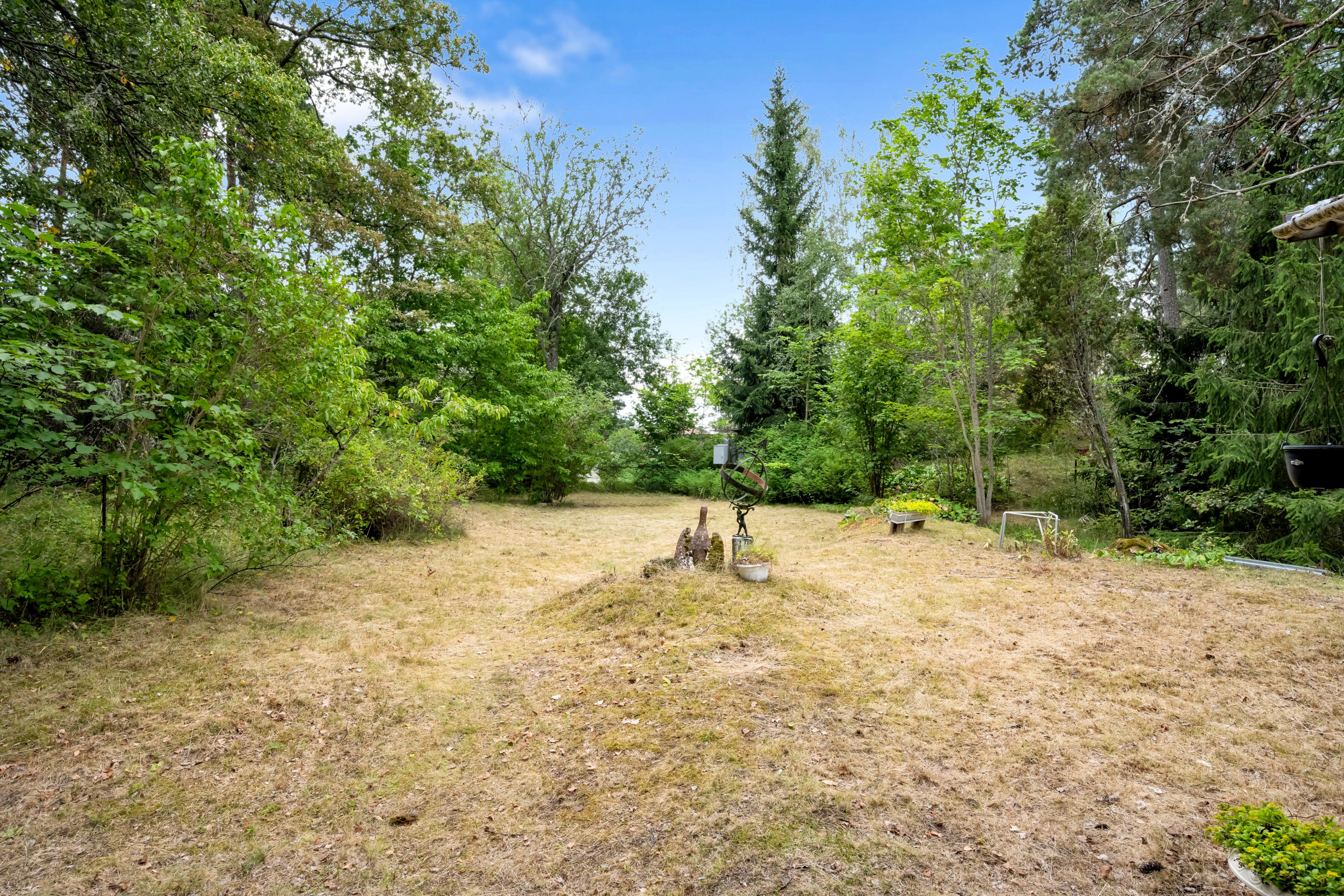 Bostadsbild från Ärnevilundsvägen 13, Till salu i Gunsta, Uppsala