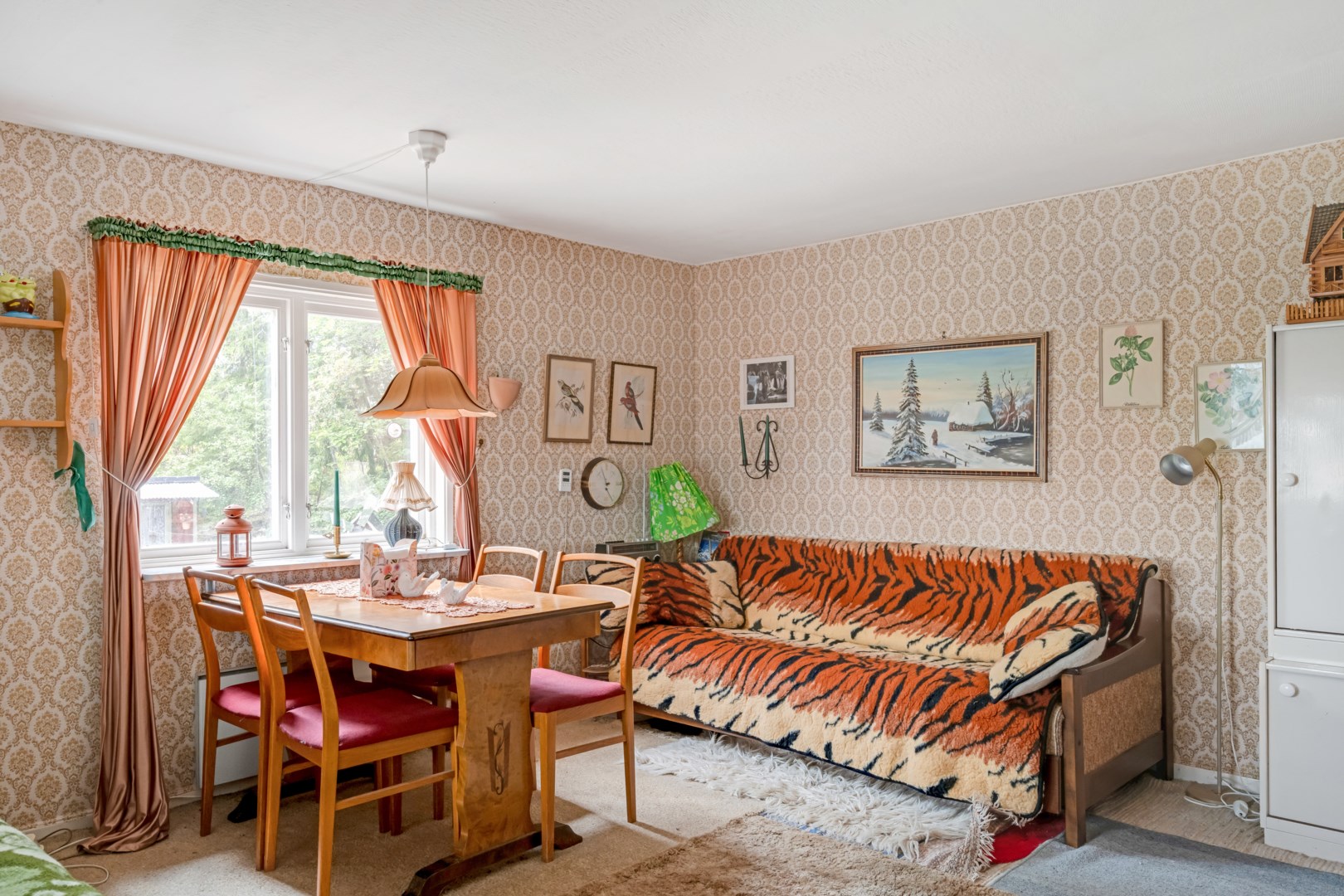 Bostadsbild från Ärnevilundsvägen 13, Till salu i Gunsta, Uppsala