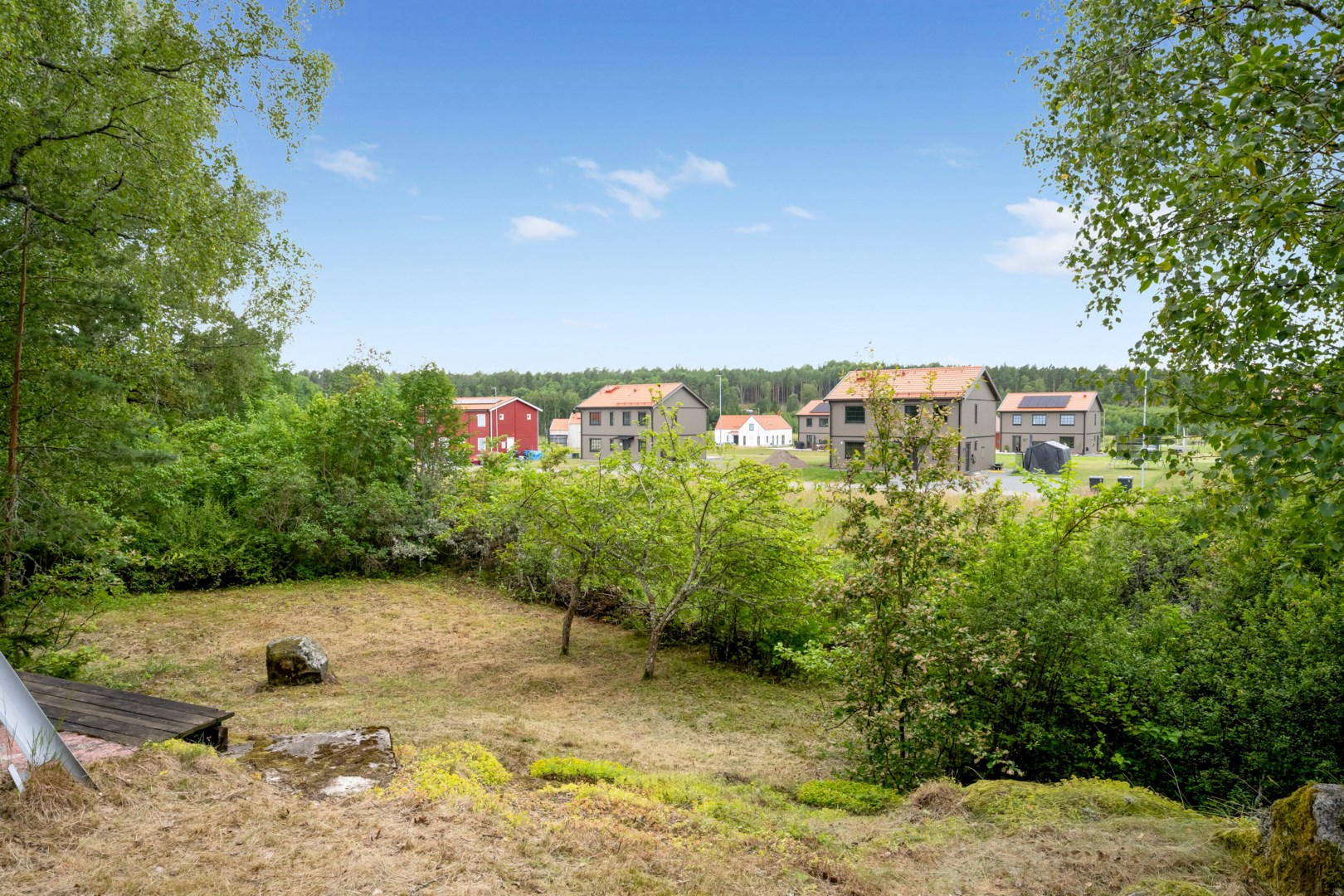 Bostadsbild från Ärnevilundsvägen 13, Till salu i Gunsta, Uppsala