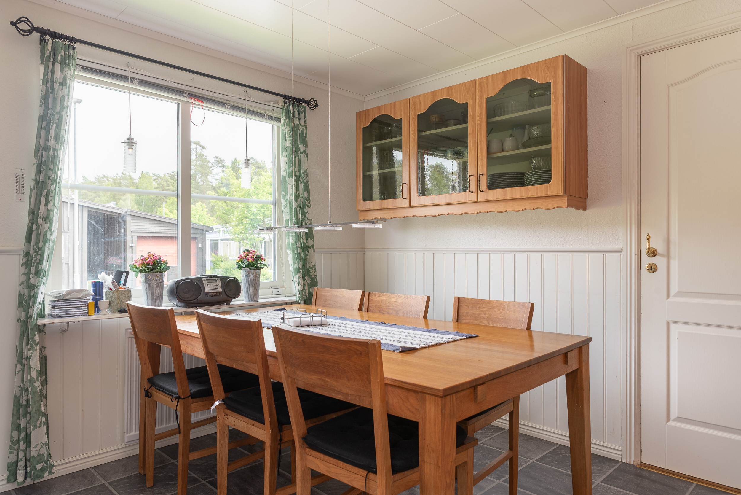 Bostadsbild från Iduns väg 6, Såld i Irsta, Västerås