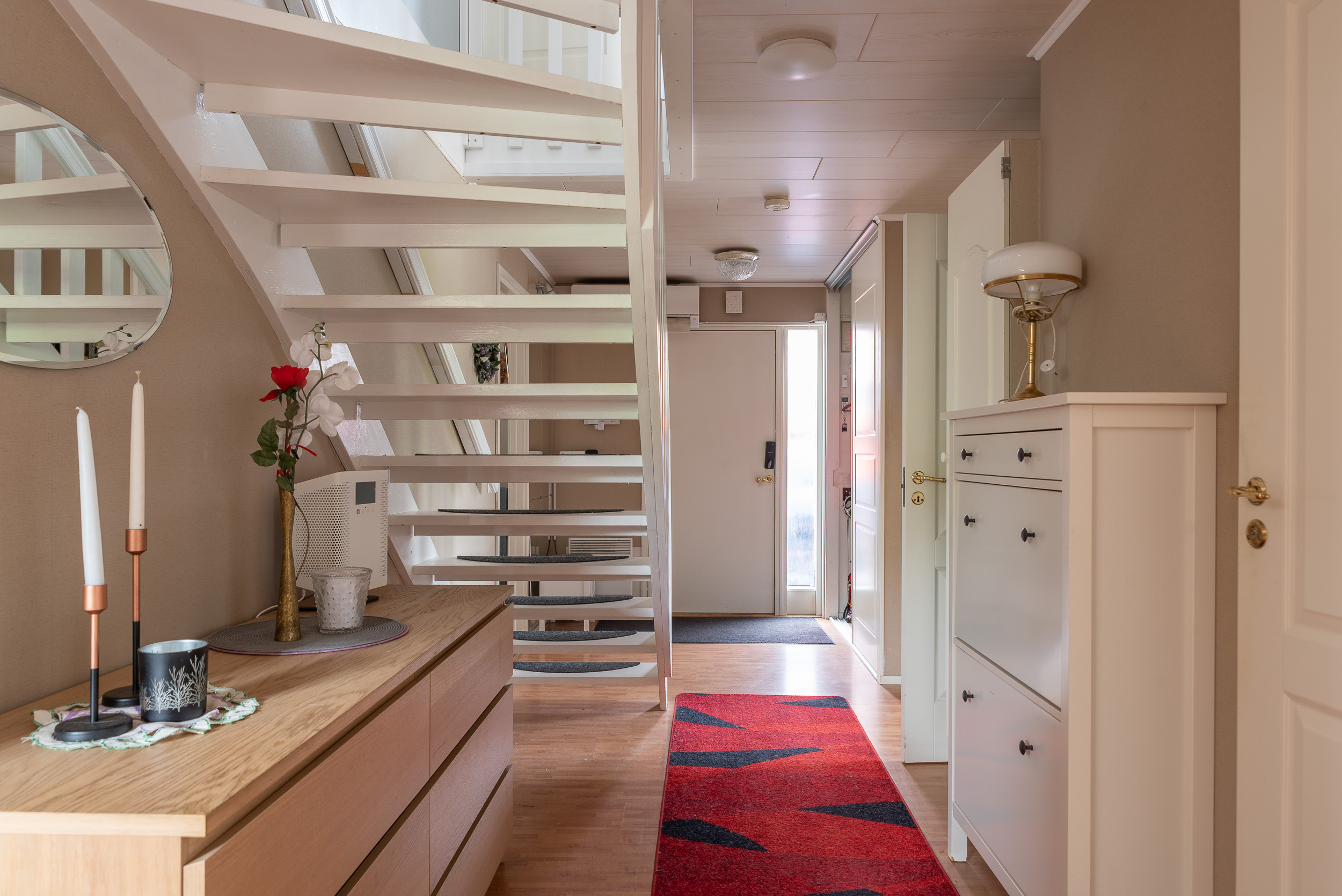 Bostadsbild från Iduns väg 6, Såld i Irsta, Västerås