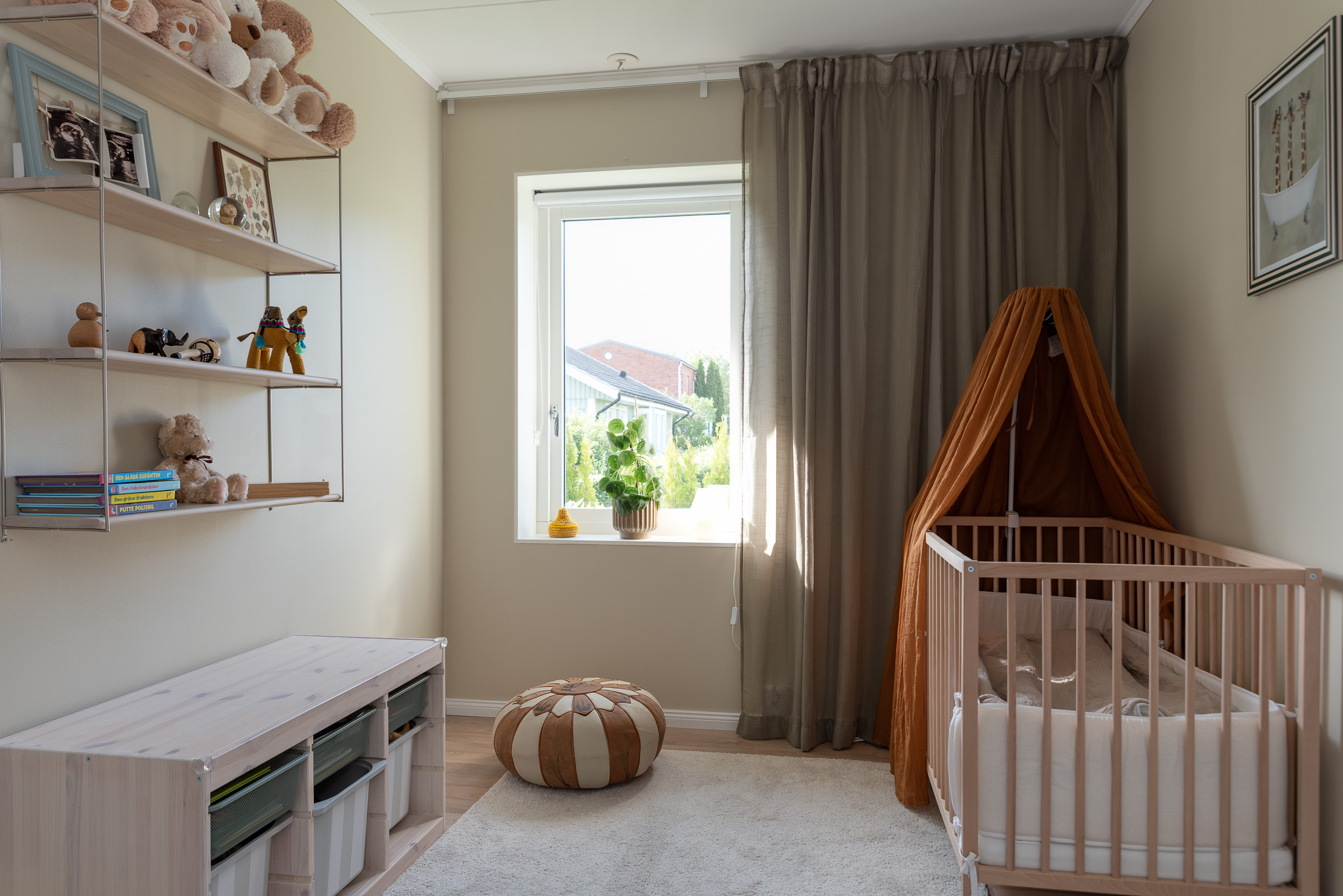 Bostadsbild från Statyvägen 16, Såld i Eriksborg, Västerås