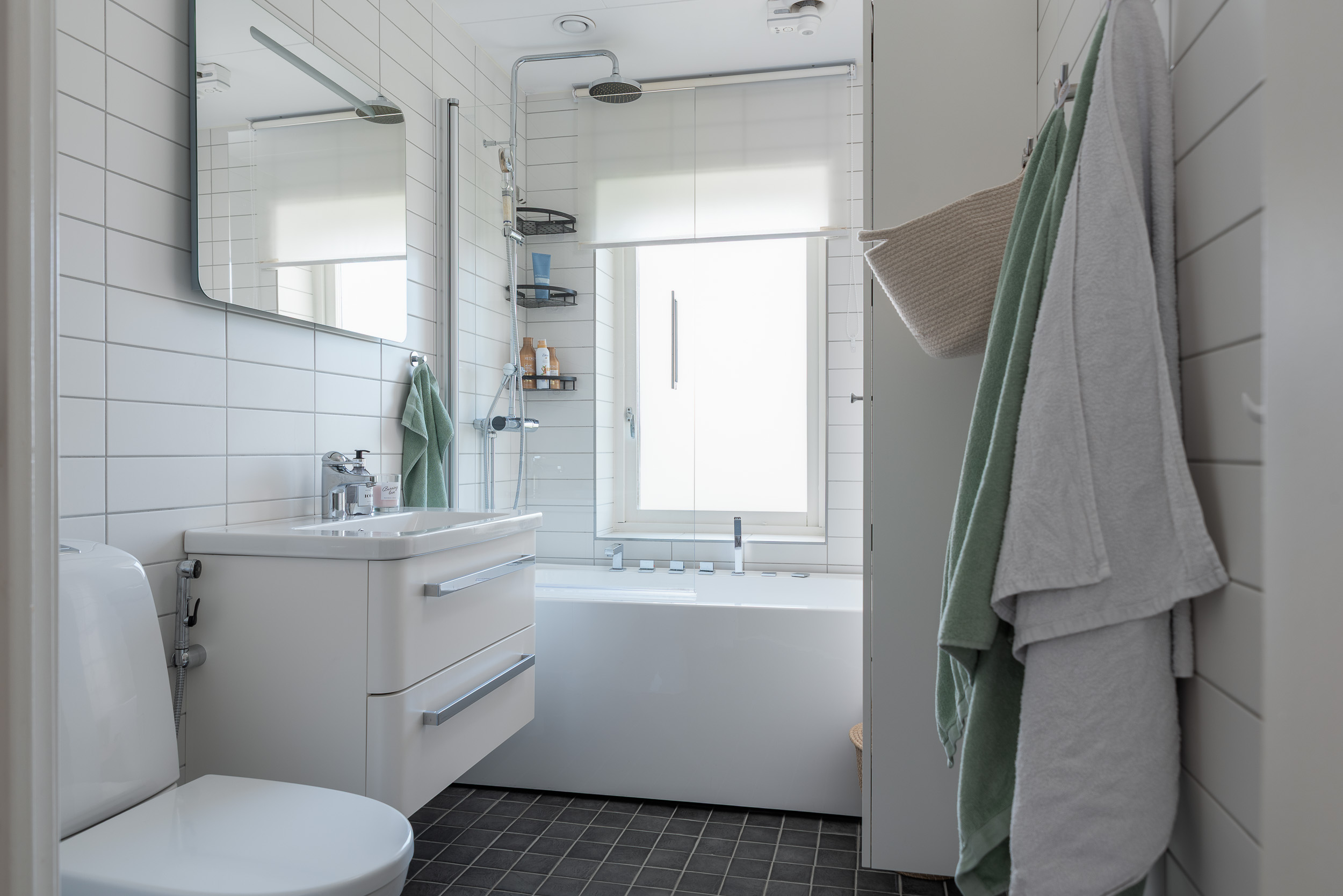 Bostadsbild från Statyvägen 16, Såld i Eriksborg, Västerås