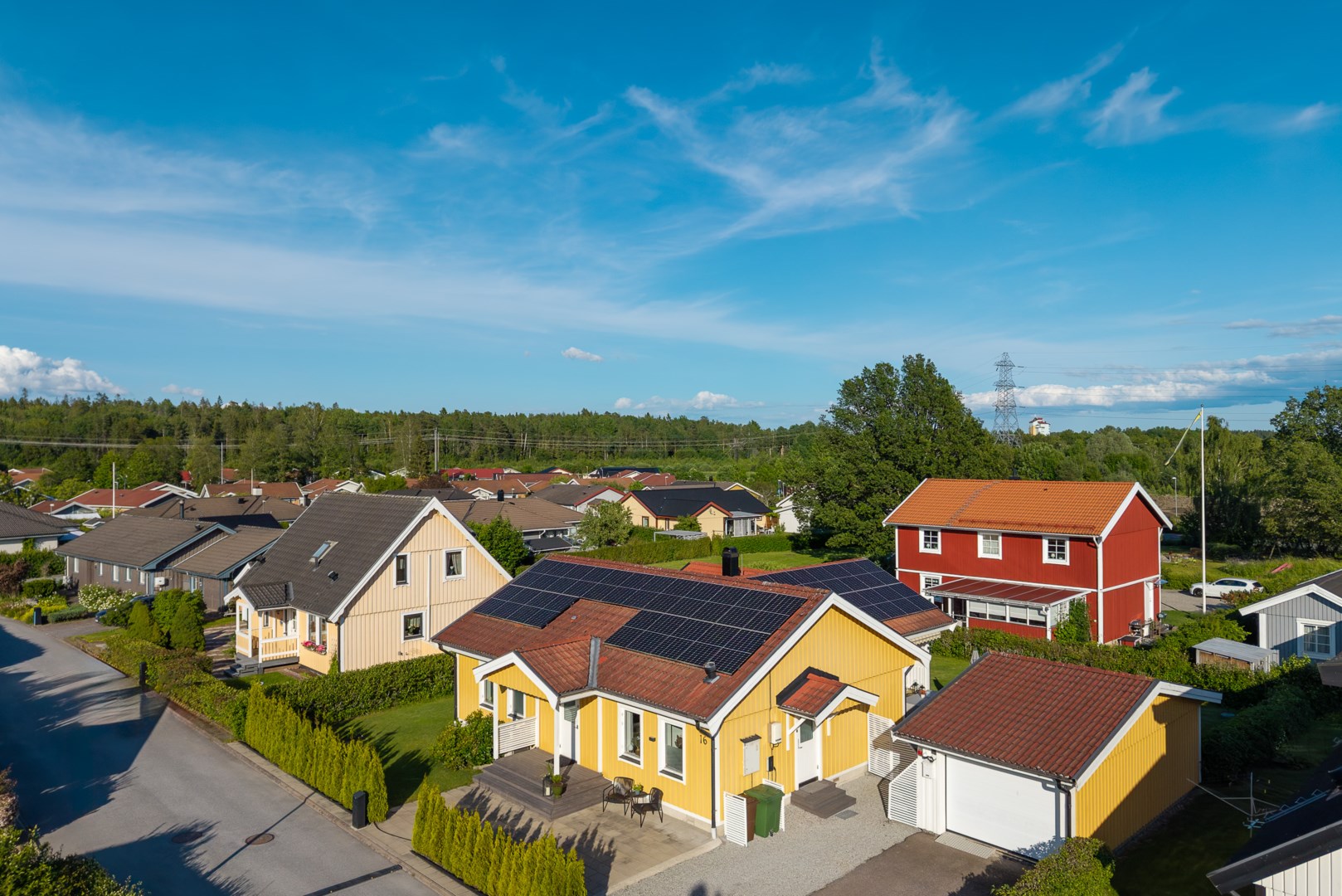 Bostadsbild från Statyvägen 16, Såld i Eriksborg, Västerås