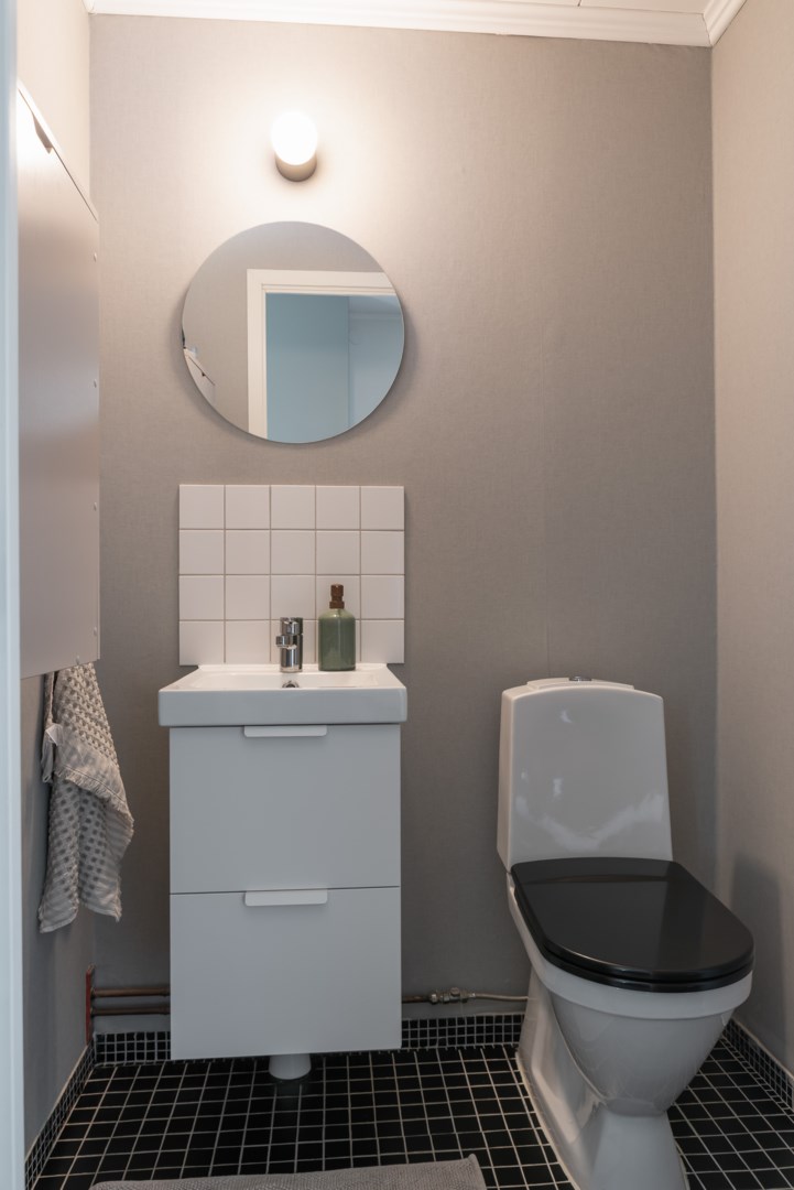 Bostadsbild från Statyvägen 16, Såld i Eriksborg, Västerås