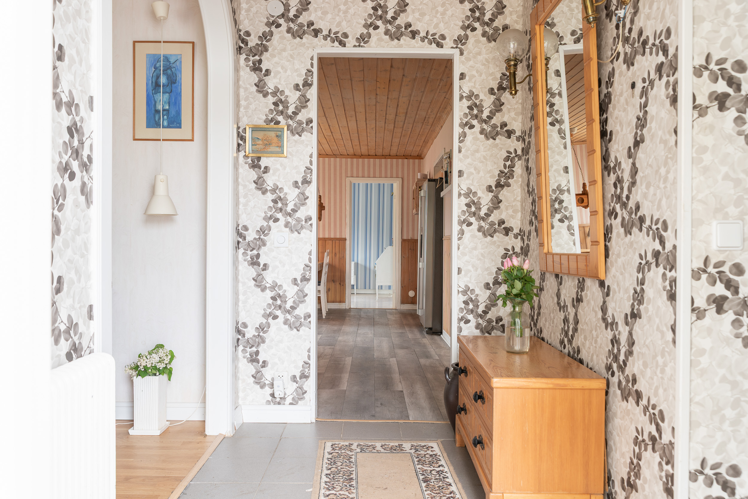 Bostadsbild från Törnrosgatan 12, Såld i Nordanby, Västerås