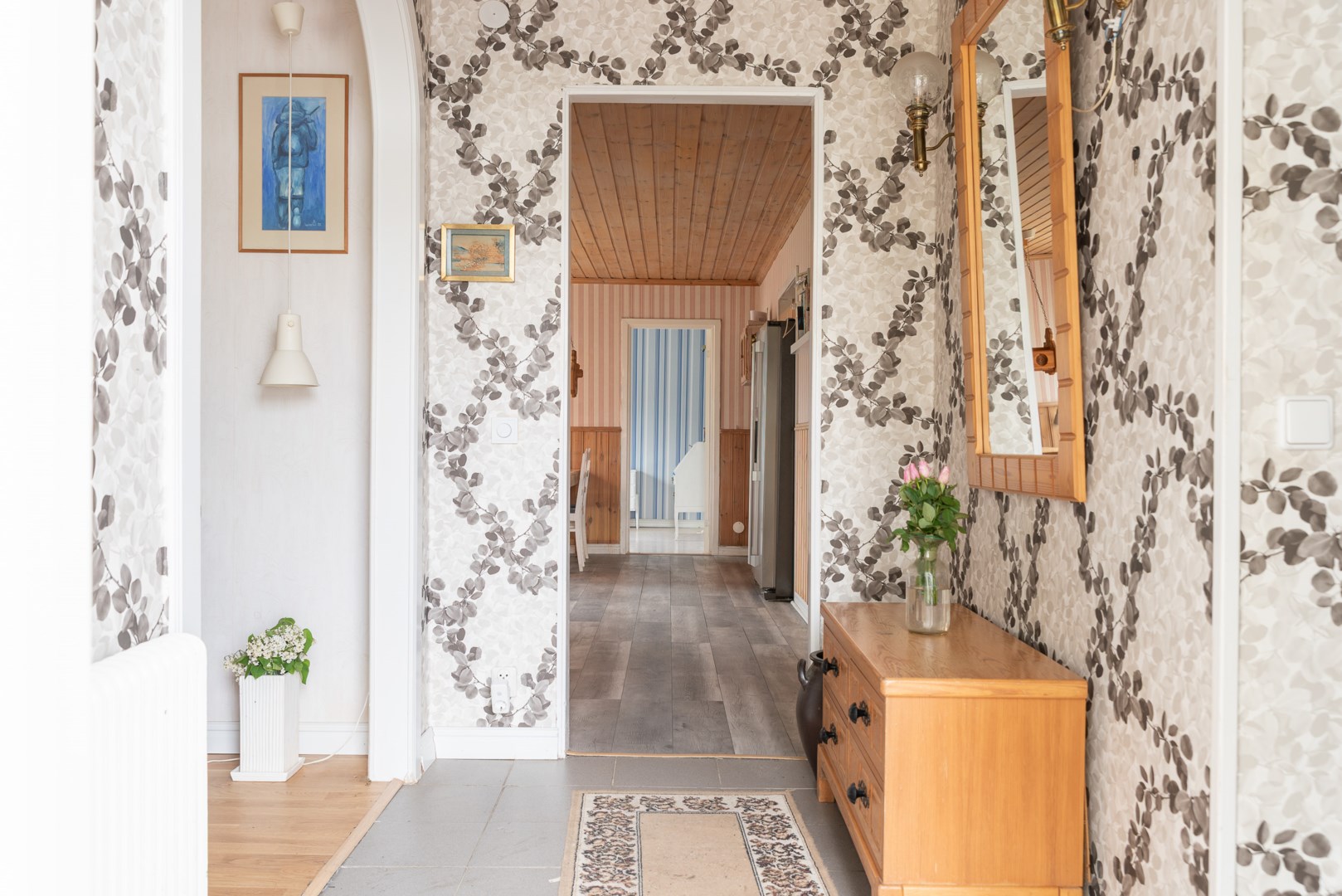 Bostadsbild från Törnrosgatan 12, Såld i Nordanby, Västerås