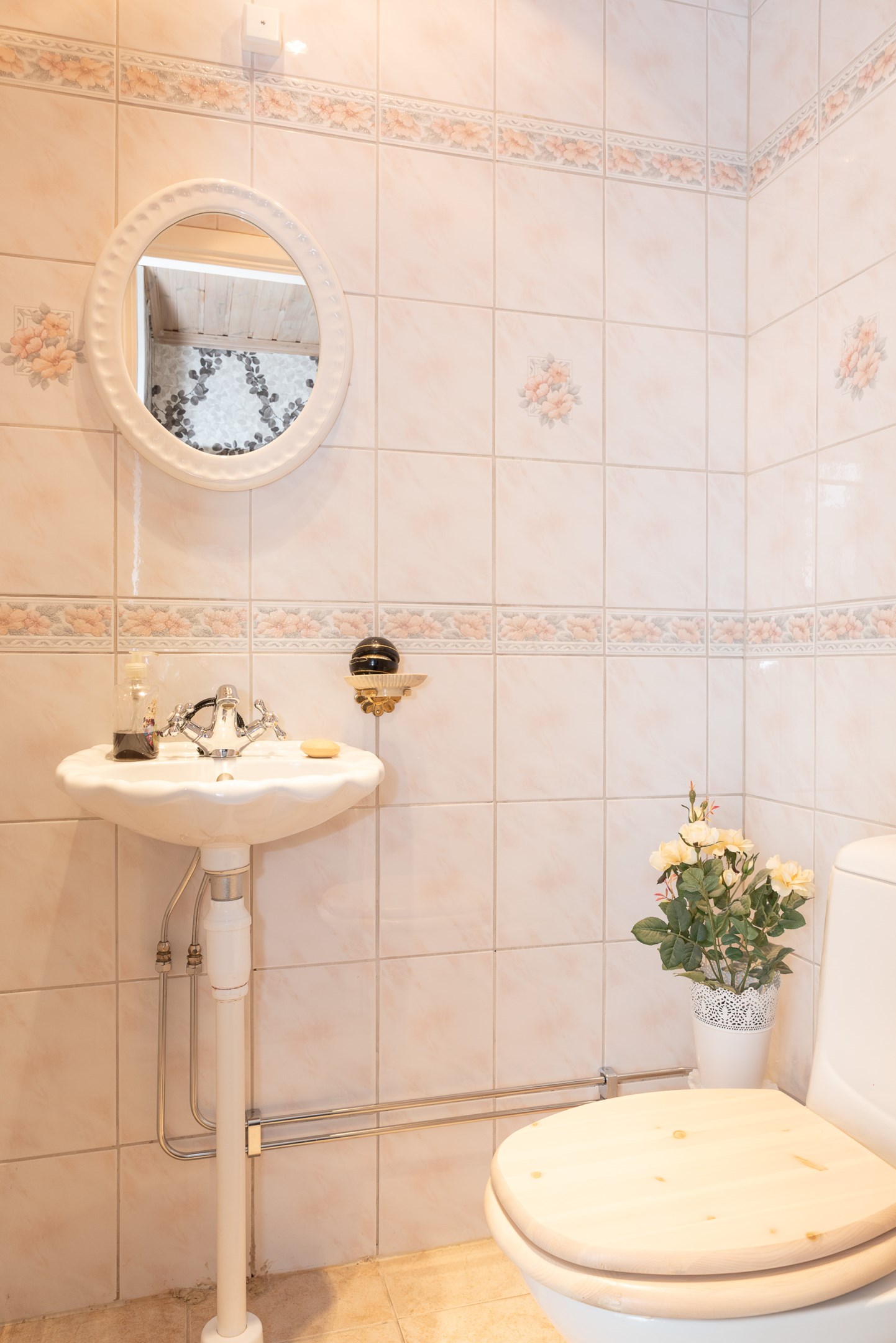 Bostadsbild från Törnrosgatan 12, Såld i Nordanby, Västerås