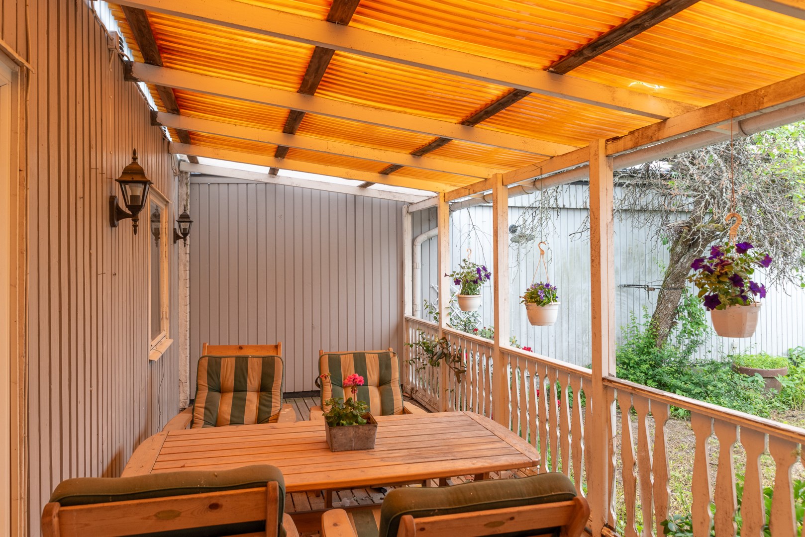 Bostadsbild från Törnrosgatan 12, Såld i Nordanby, Västerås