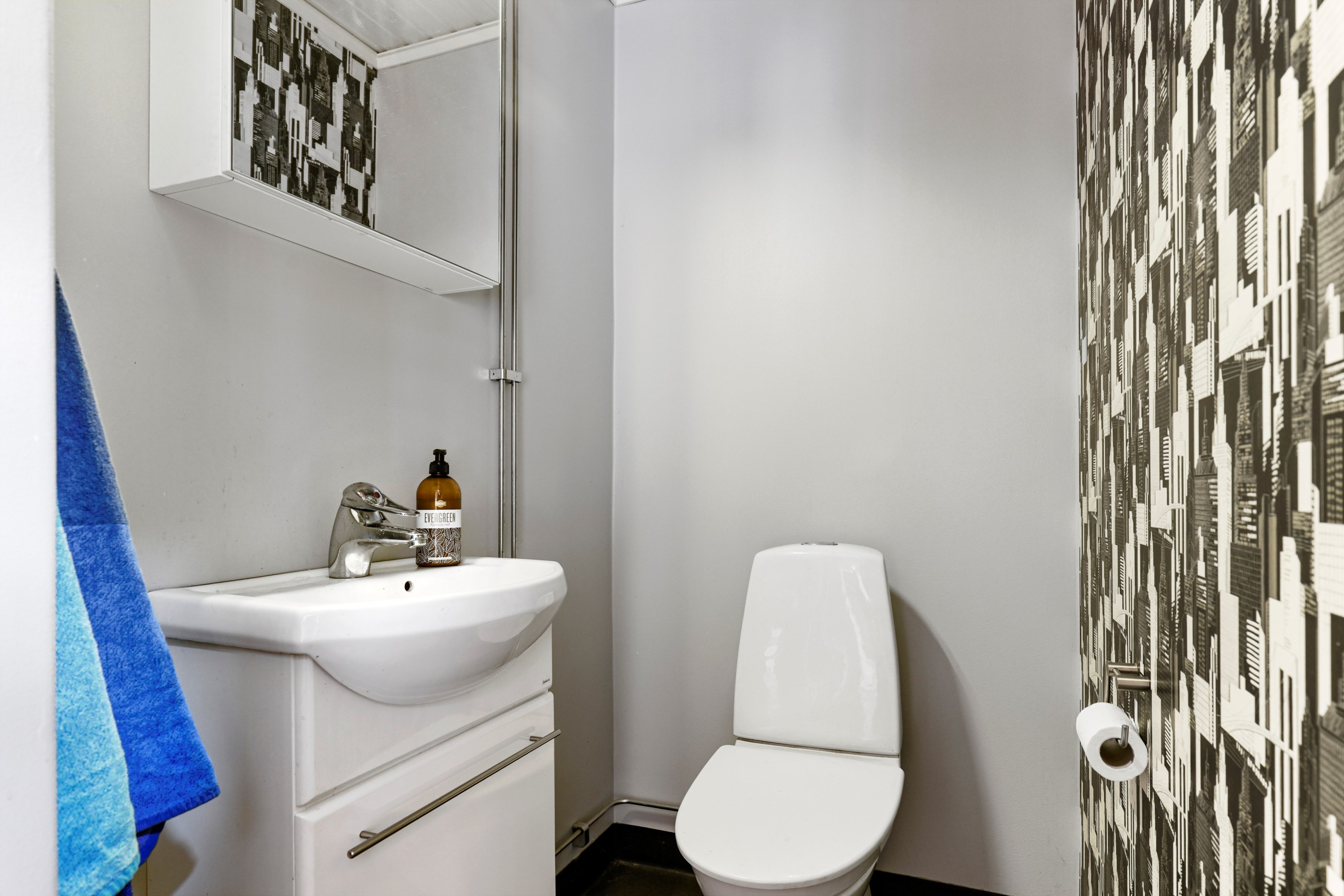 Bostadsbild från Myrvägen 5, Till salu i Alunda, Östhammar