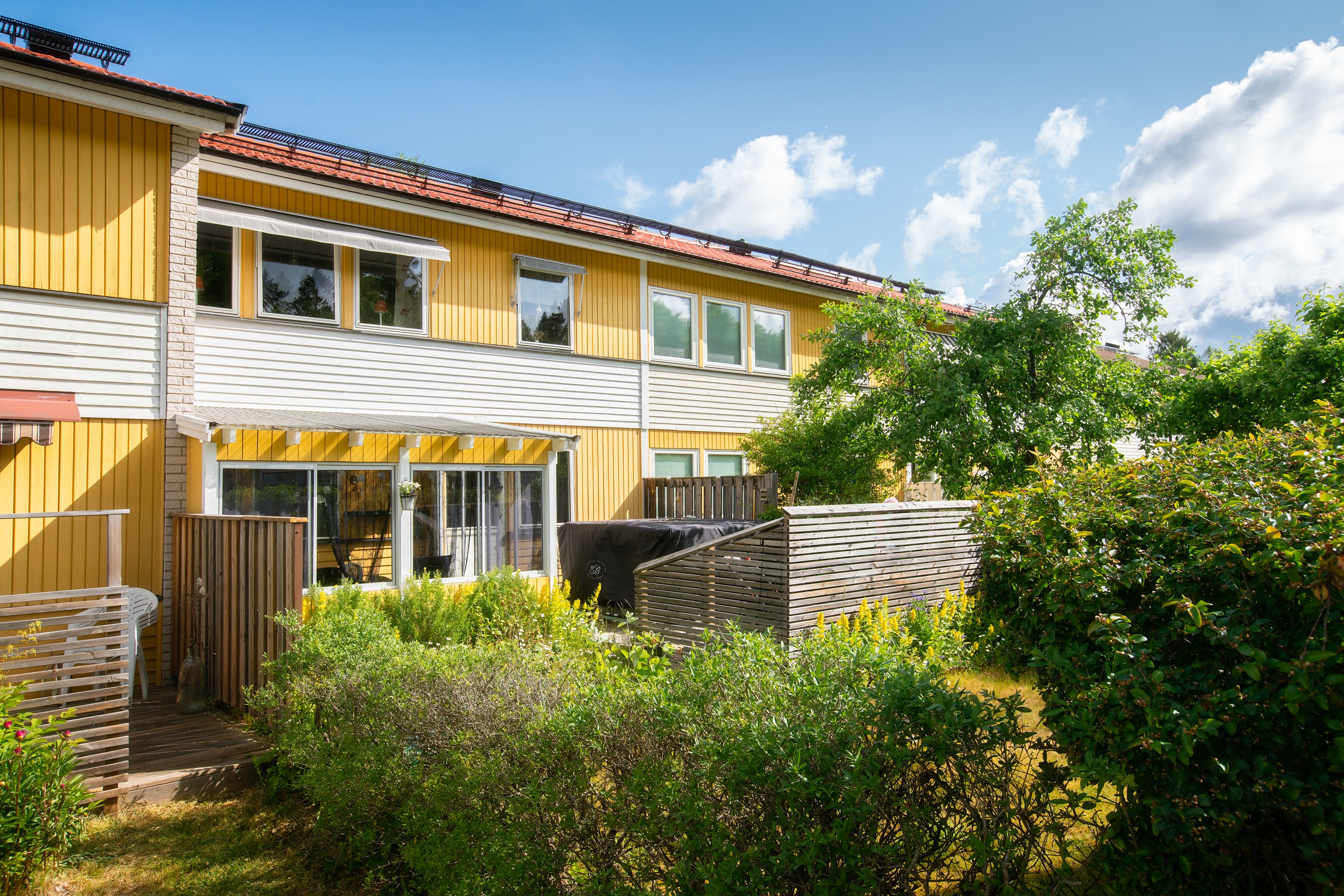 Bostadsbild från Morgonvägen 67, Till salu i Tullinge Römossen, Botkyrka