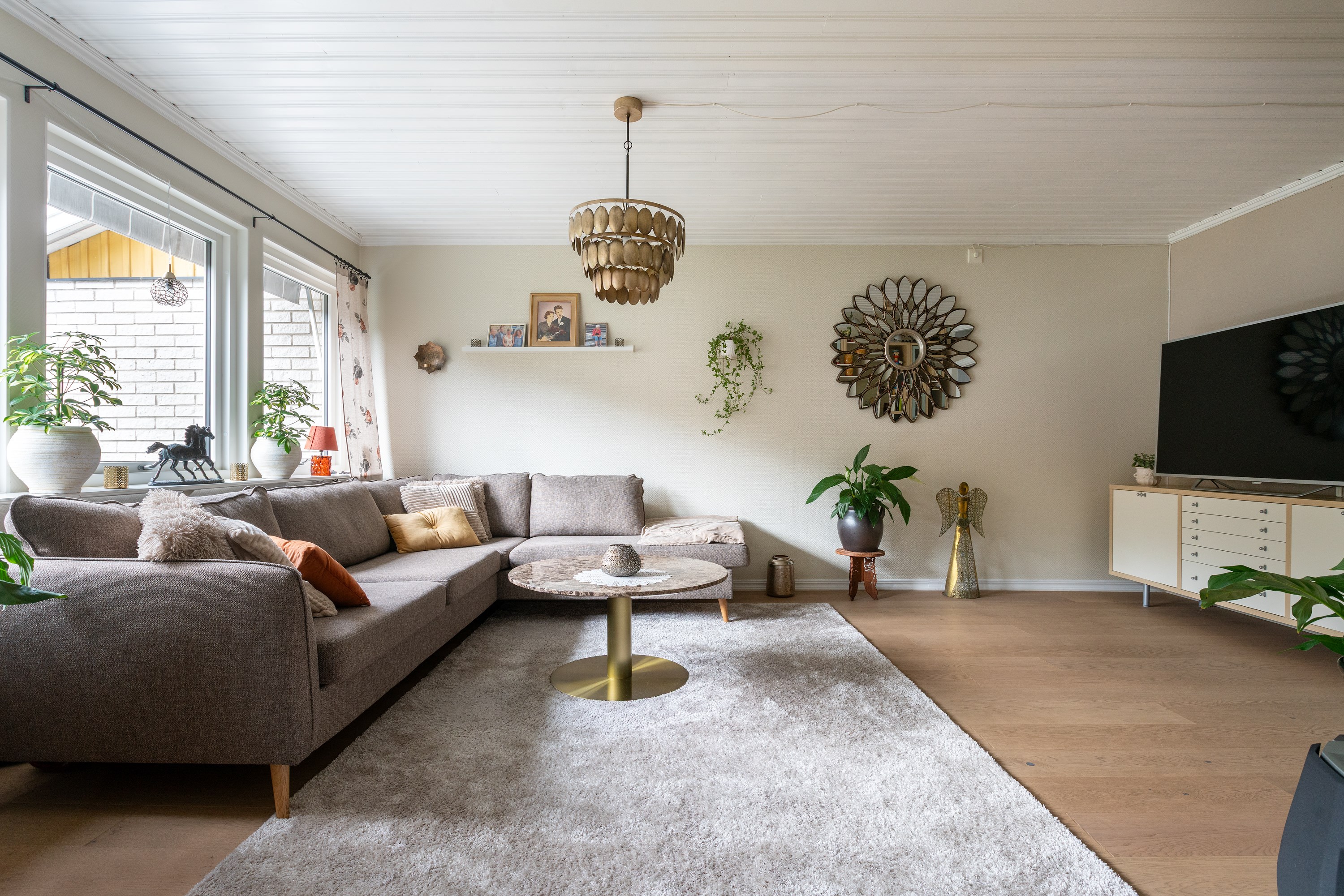 Bostadsbild från Morgonvägen 67, Till salu i Tullinge Römossen, Botkyrka