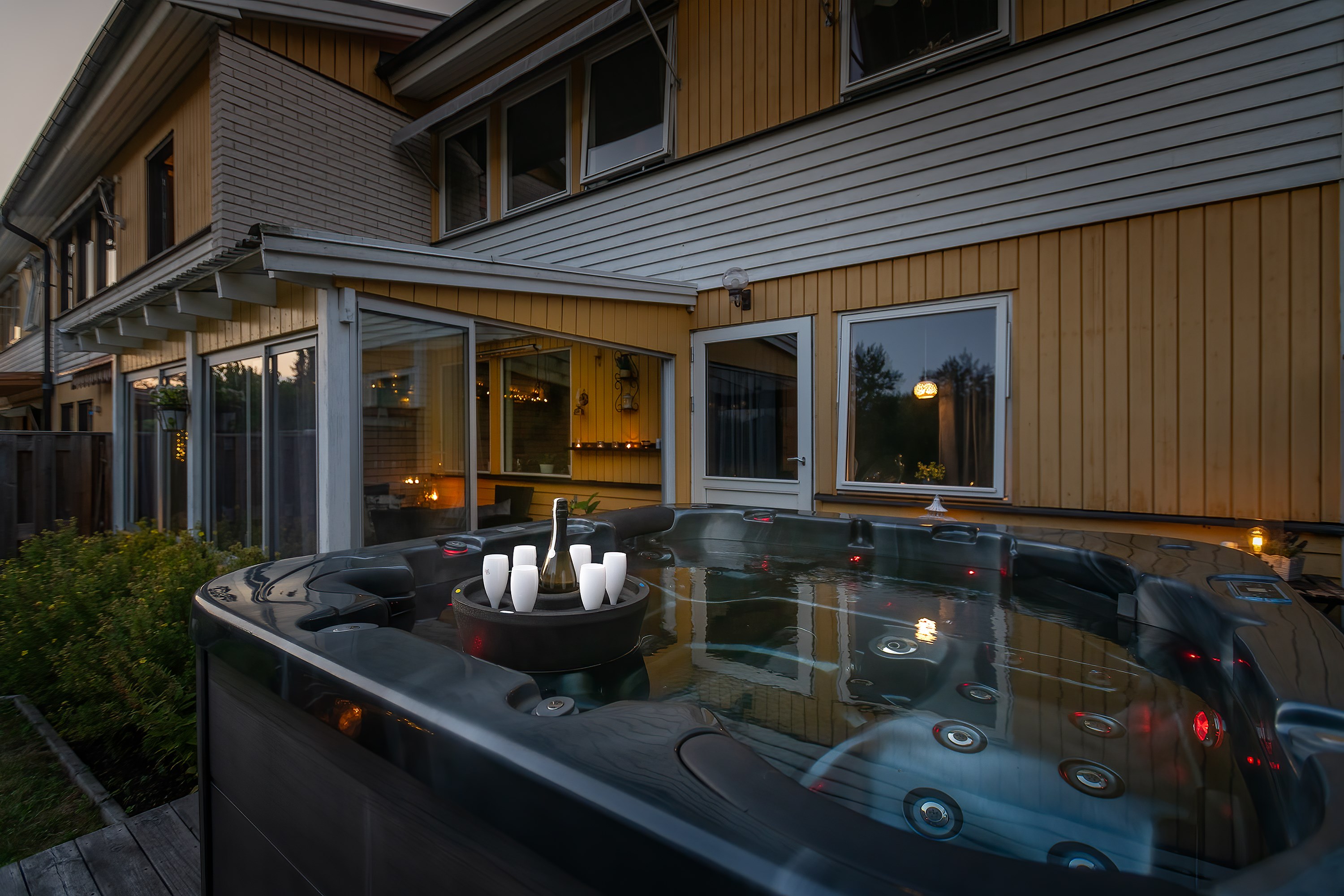 Bostadsbild från Morgonvägen 67, Till salu i Tullinge Römossen, Botkyrka