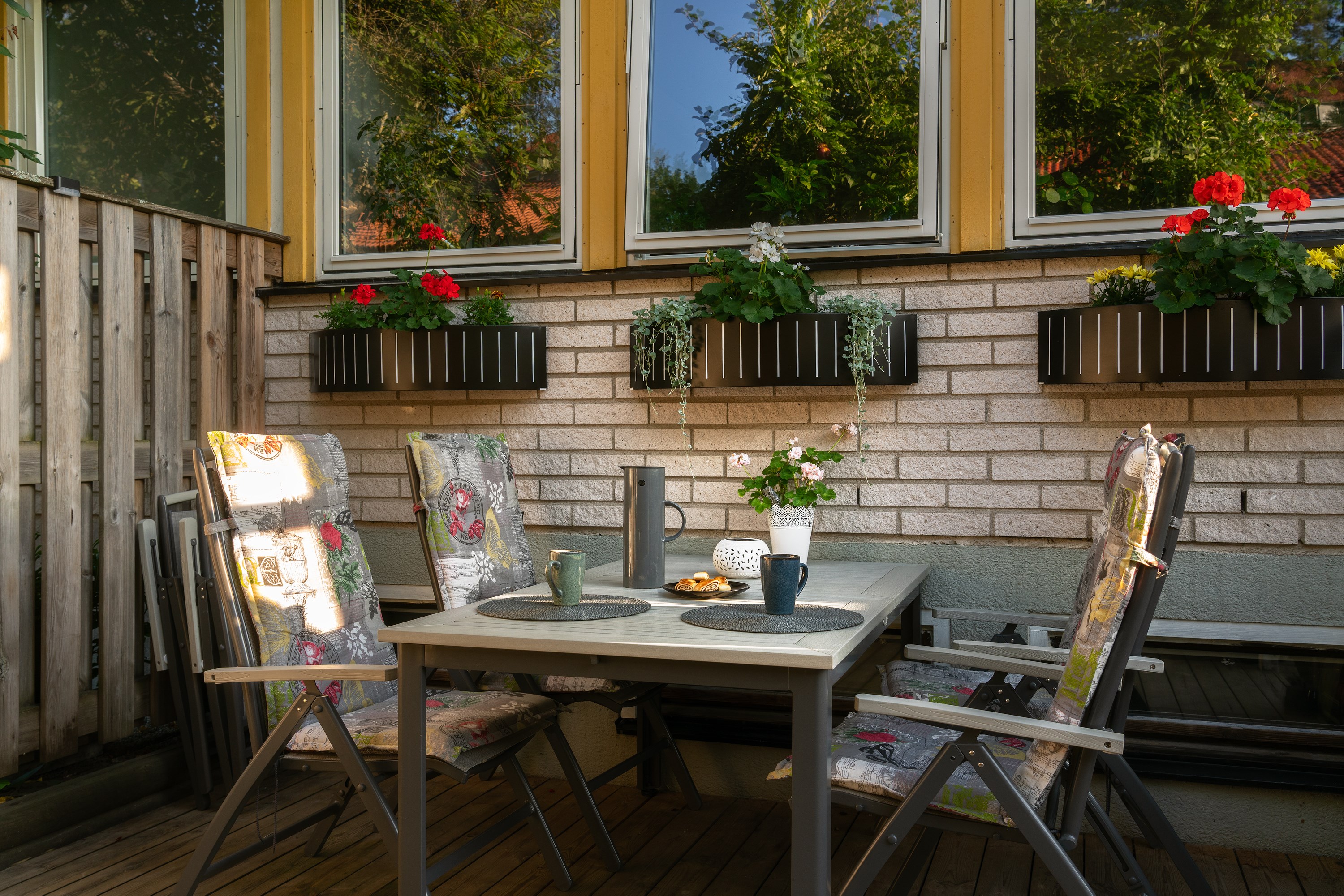 Bostadsbild från Morgonvägen 67, Till salu i Tullinge Römossen, Botkyrka