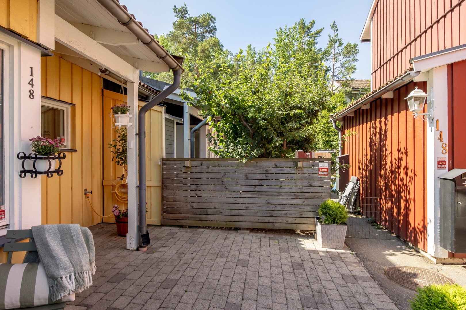 Bostadsbild från Björkholmsvägen 148, Kommande i Östra Orminge, Nacka