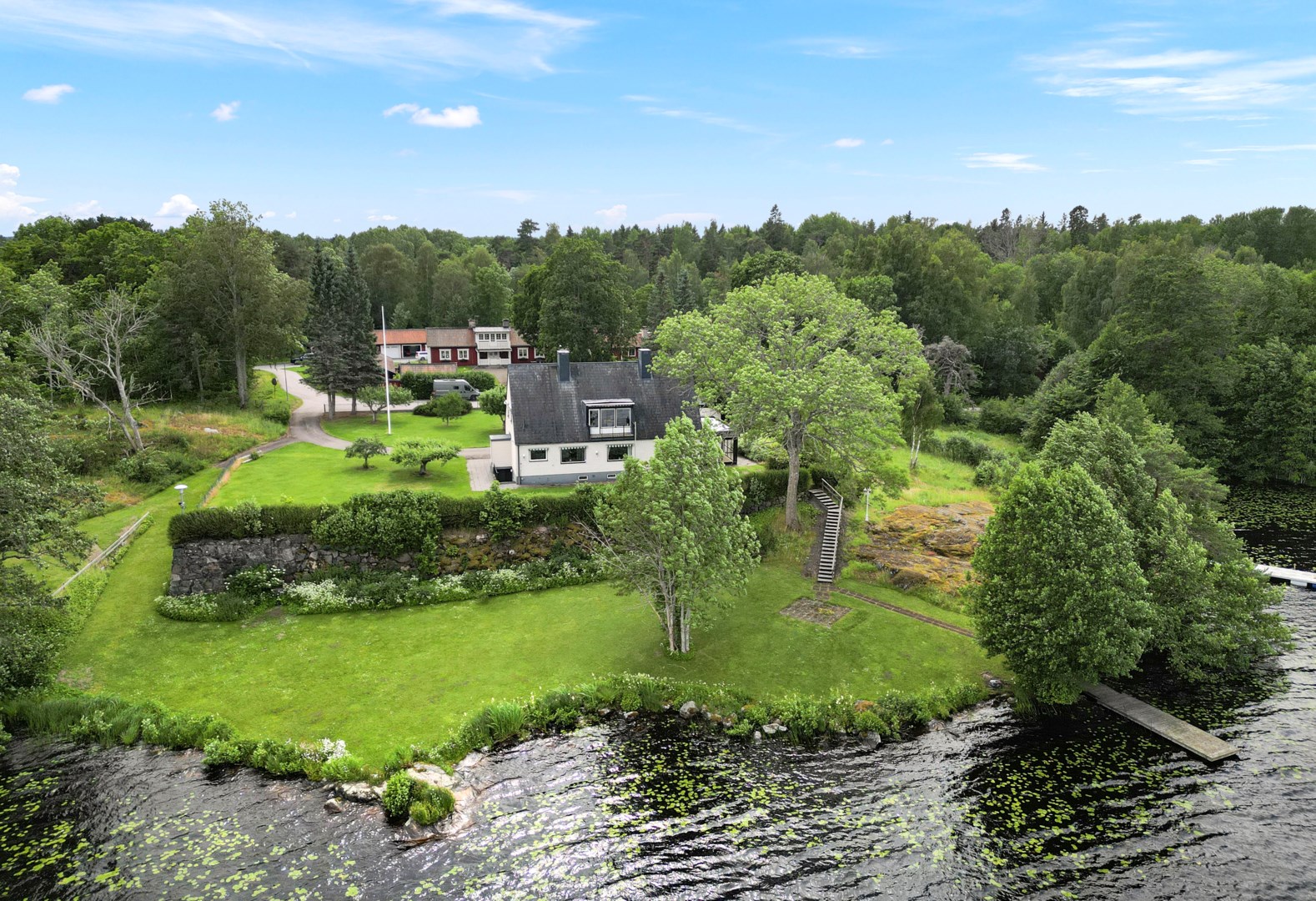 Bostadsbild från Uddnäsvägen 2, Såld i Gimo, Östhammar