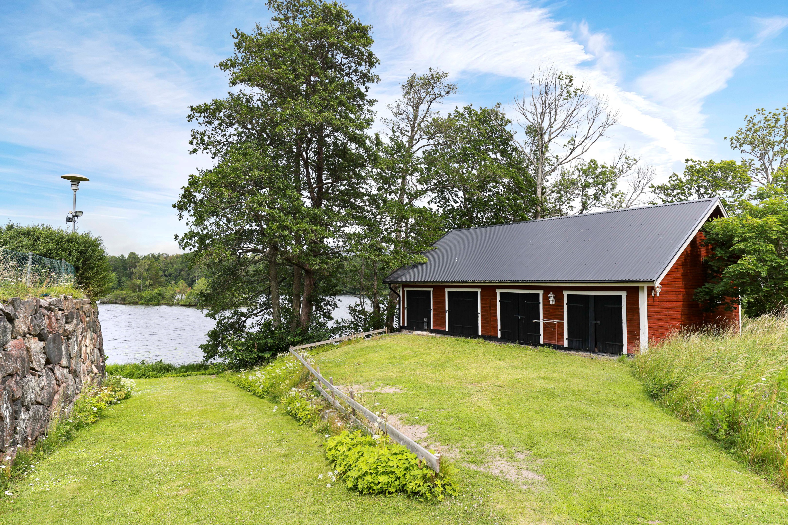 Bostadsbild från Uddnäsvägen 2, Såld i Gimo, Östhammar