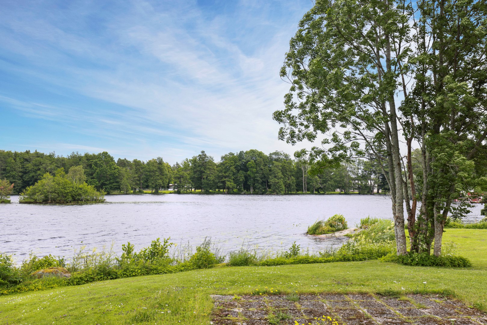Bostadsbild från Uddnäsvägen 2, Såld i Gimo, Östhammar