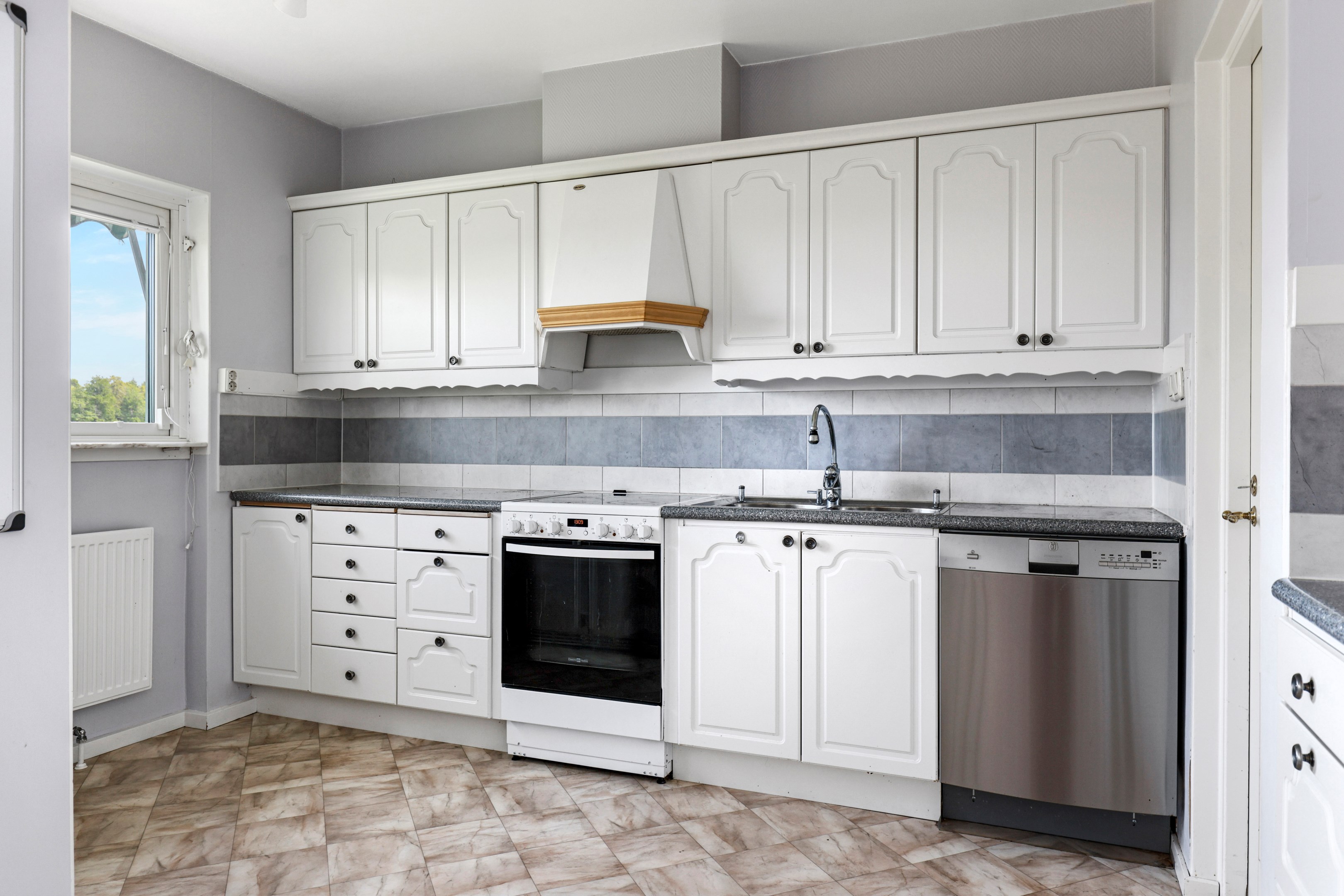 Bostadsbild från Uddnäsvägen 2, Såld i Gimo, Östhammar