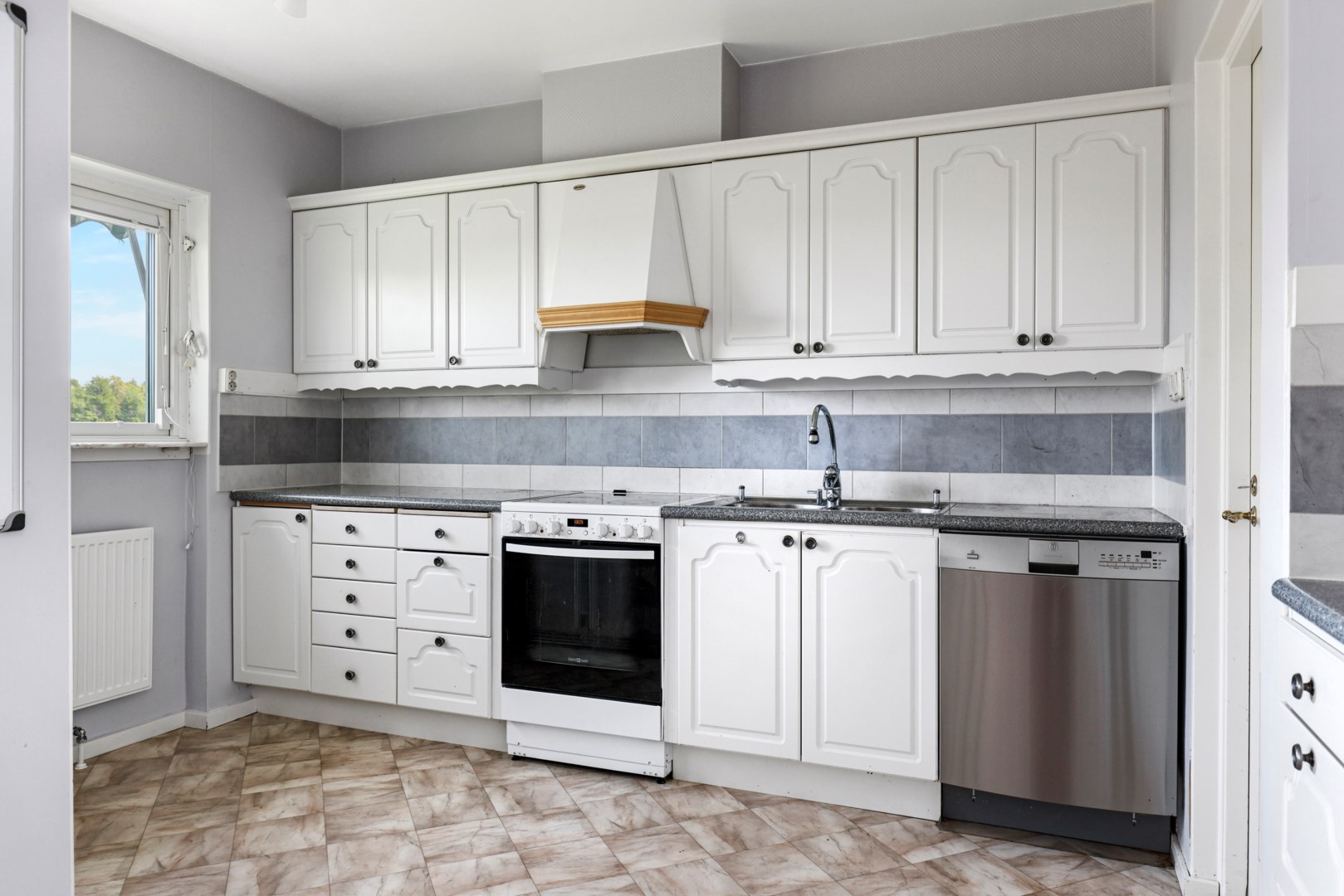 Bostadsbild från Uddnäsvägen 2, Såld i Gimo, Östhammar