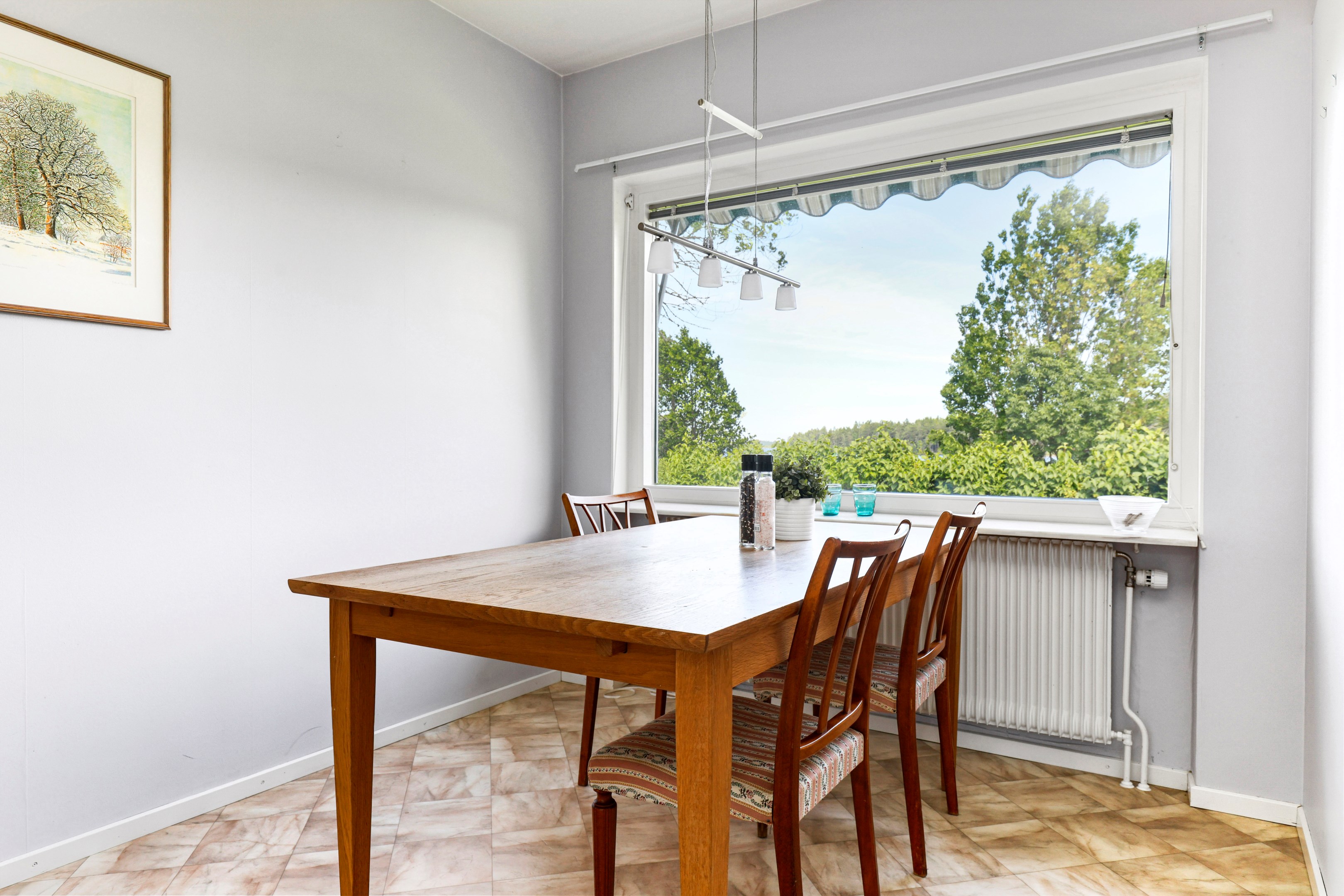 Bostadsbild från Uddnäsvägen 2, Såld i Gimo, Östhammar