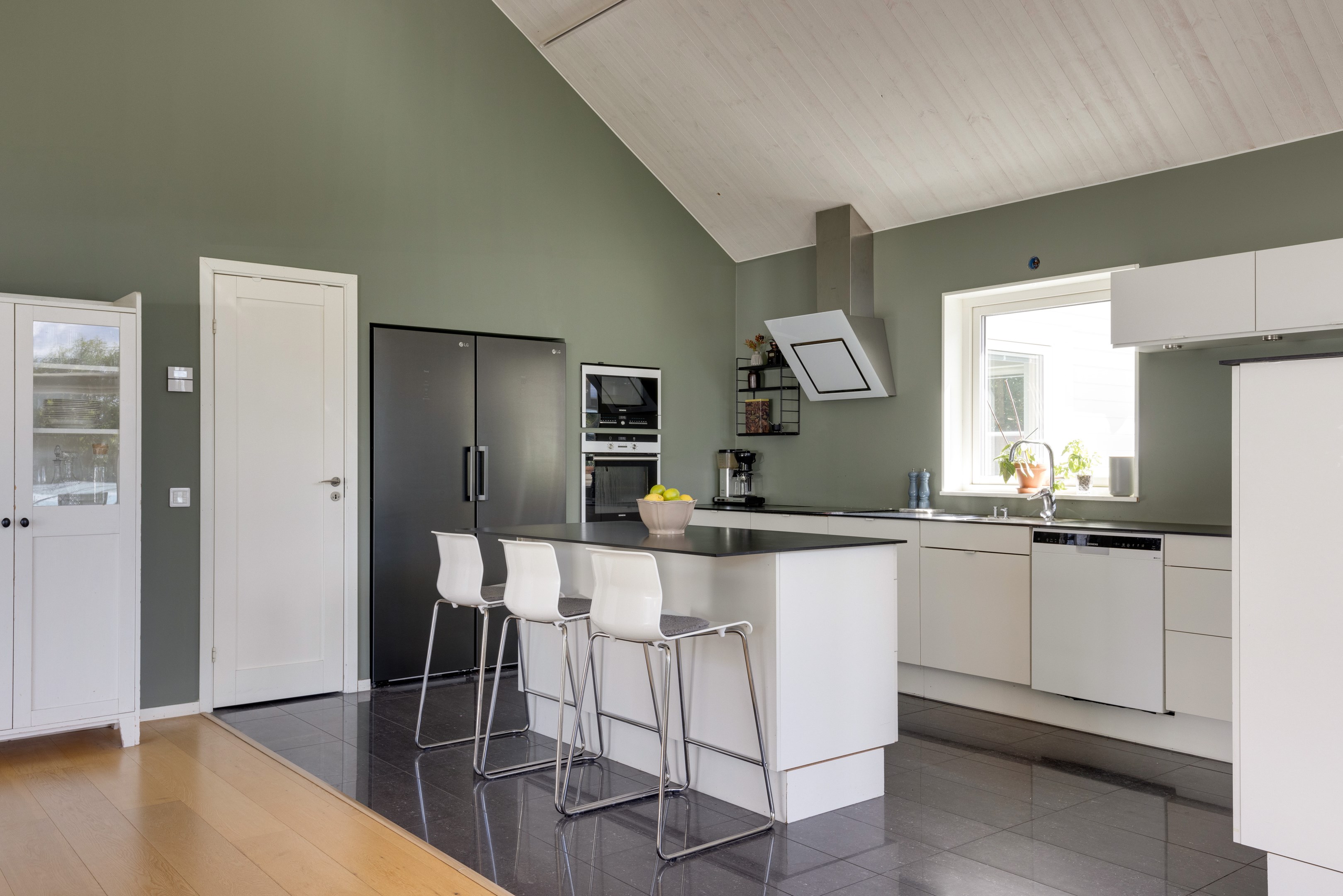 Bostadsbild från Gamla Uppsala 352, Såld i Gamla Uppsala, Uppsala