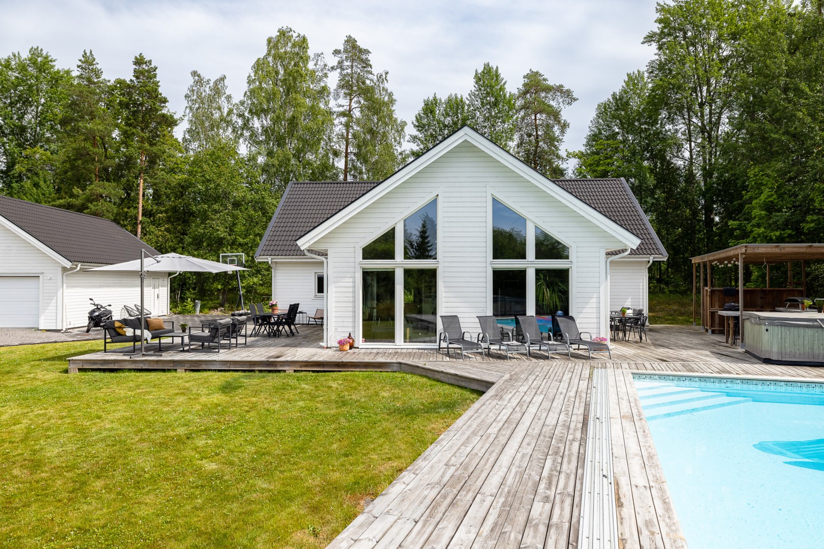 Bostadsbild från Gamla Uppsala 352, Såld i Gamla Uppsala, Uppsala
