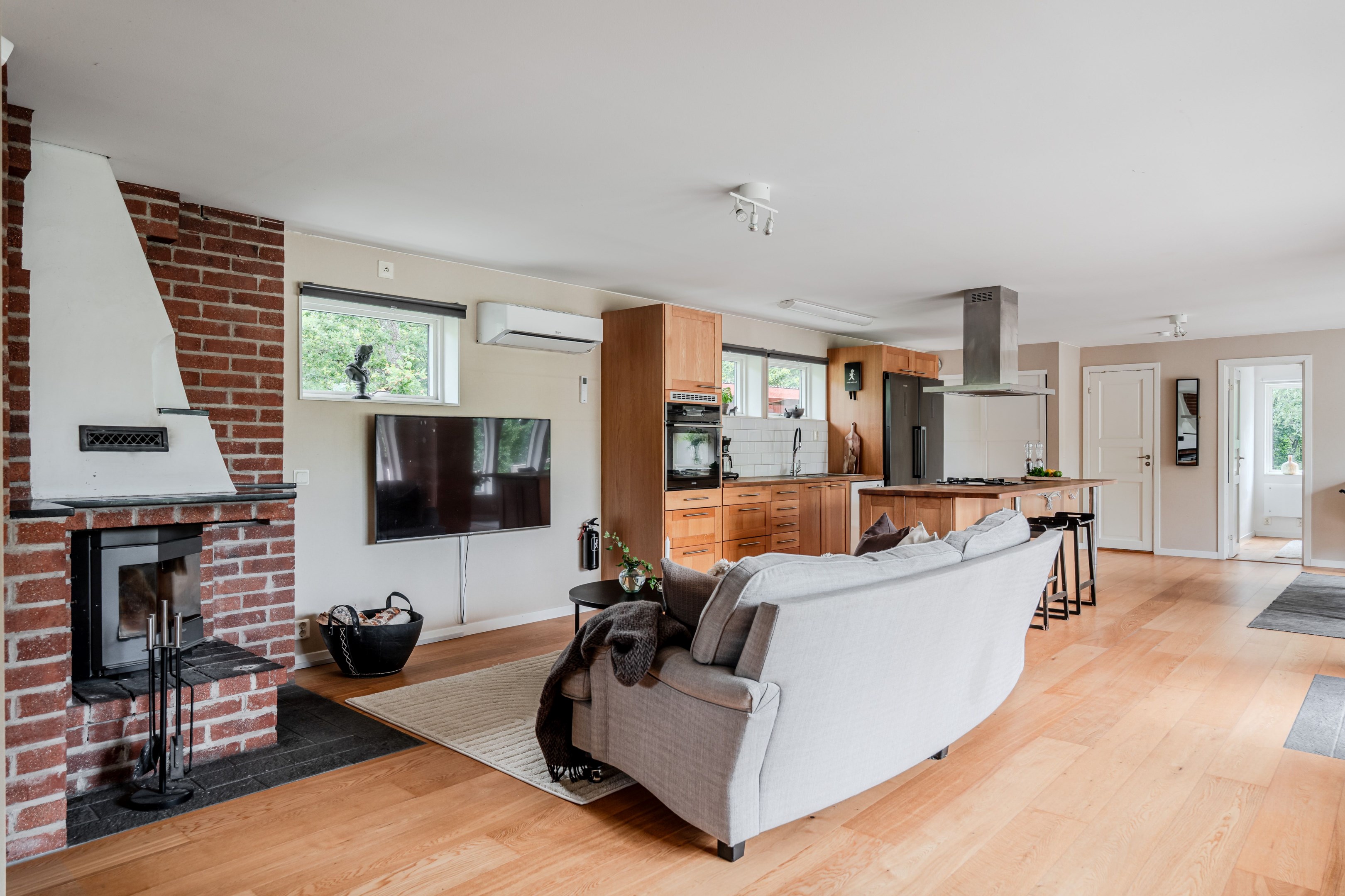 Bostadsbild från Strandsjövägen 42, Såld i Järlåsa, Uppsala