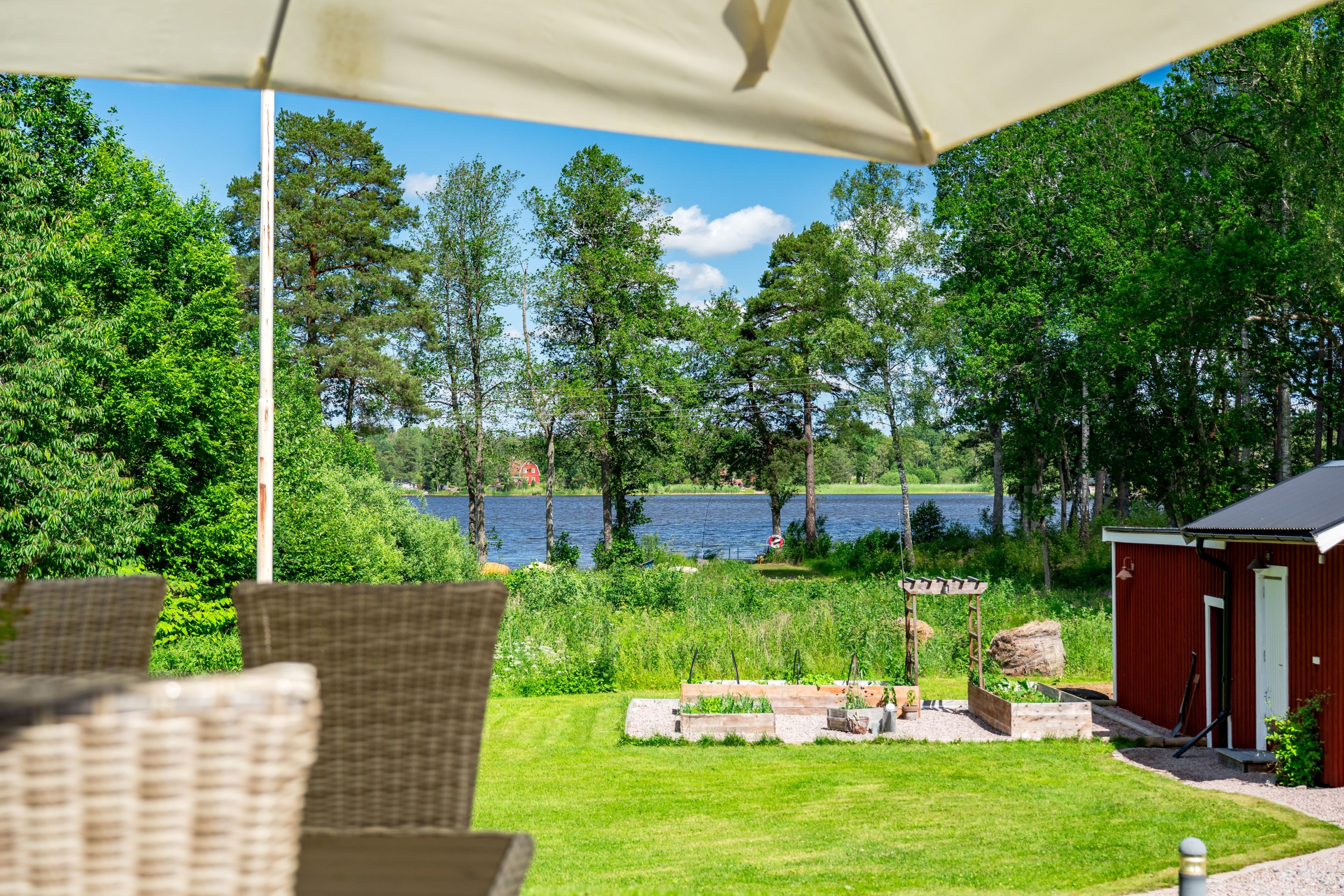 Bostadsbild från Strandsjövägen 42, Såld i Järlåsa, Uppsala