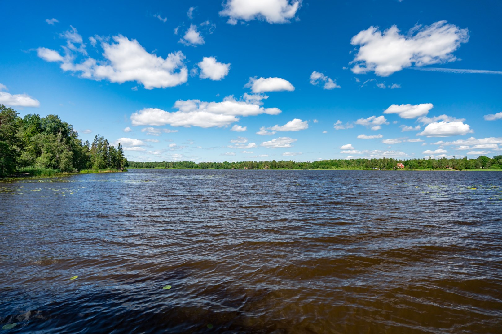 Bostadsbild från Strandsjövägen 42, Såld i Järlåsa, Uppsala