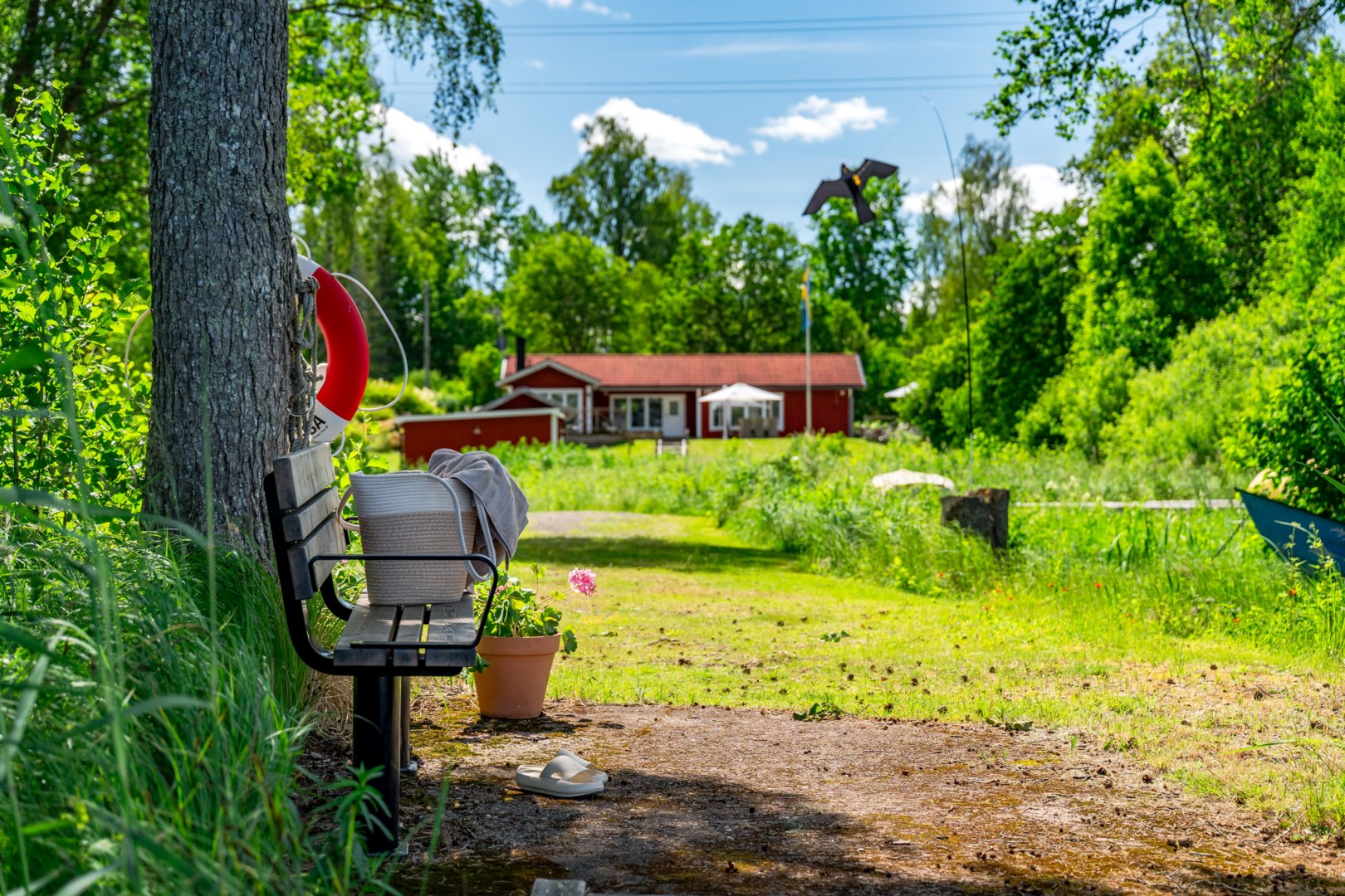 Bostadsbild från Strandsjövägen 42, Såld i Järlåsa, Uppsala